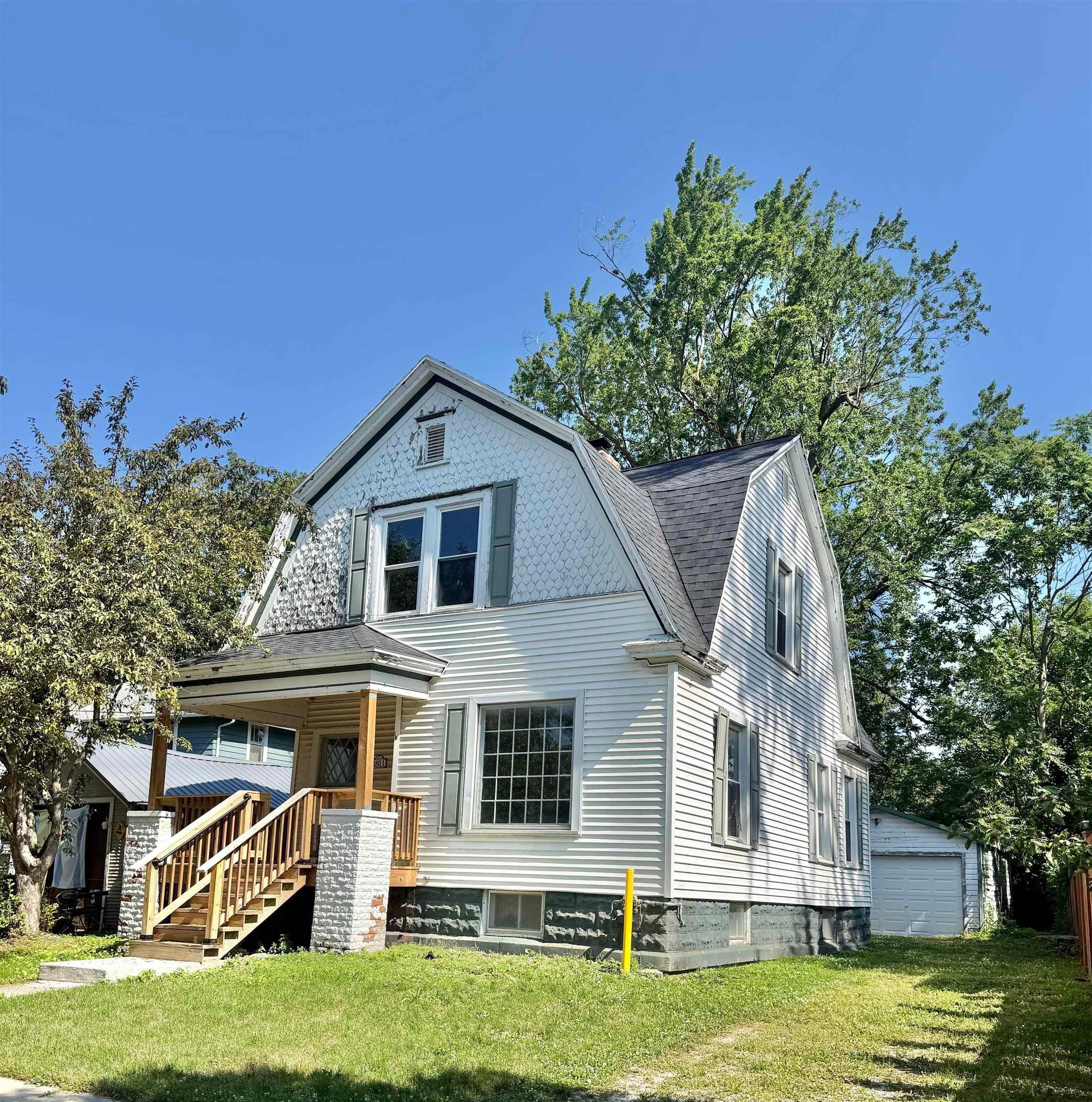1811 9th Street — photo