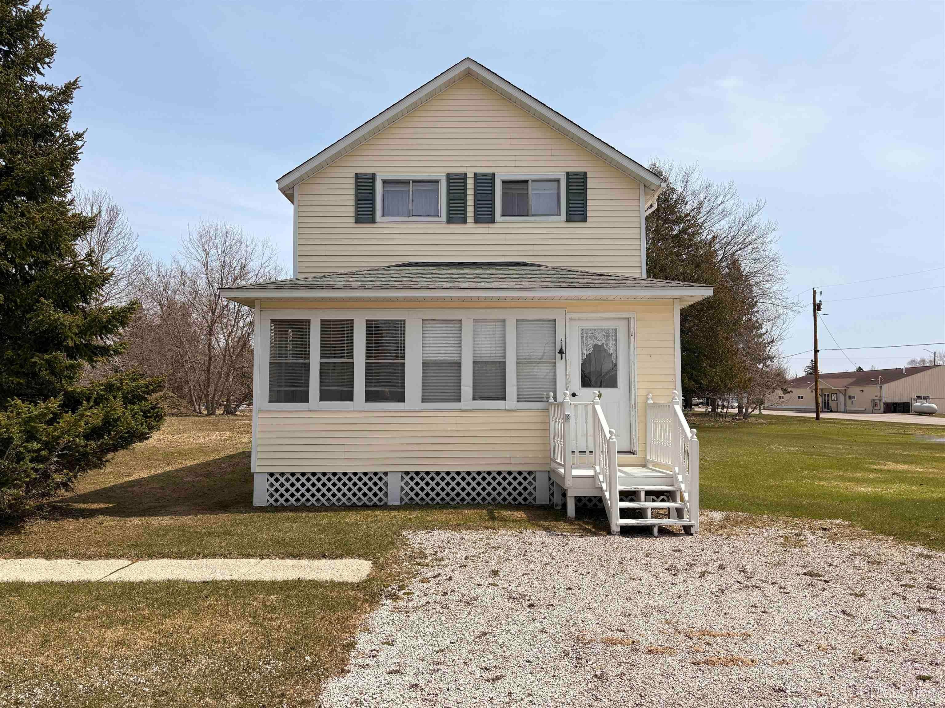 8172 River Gg Street — photo