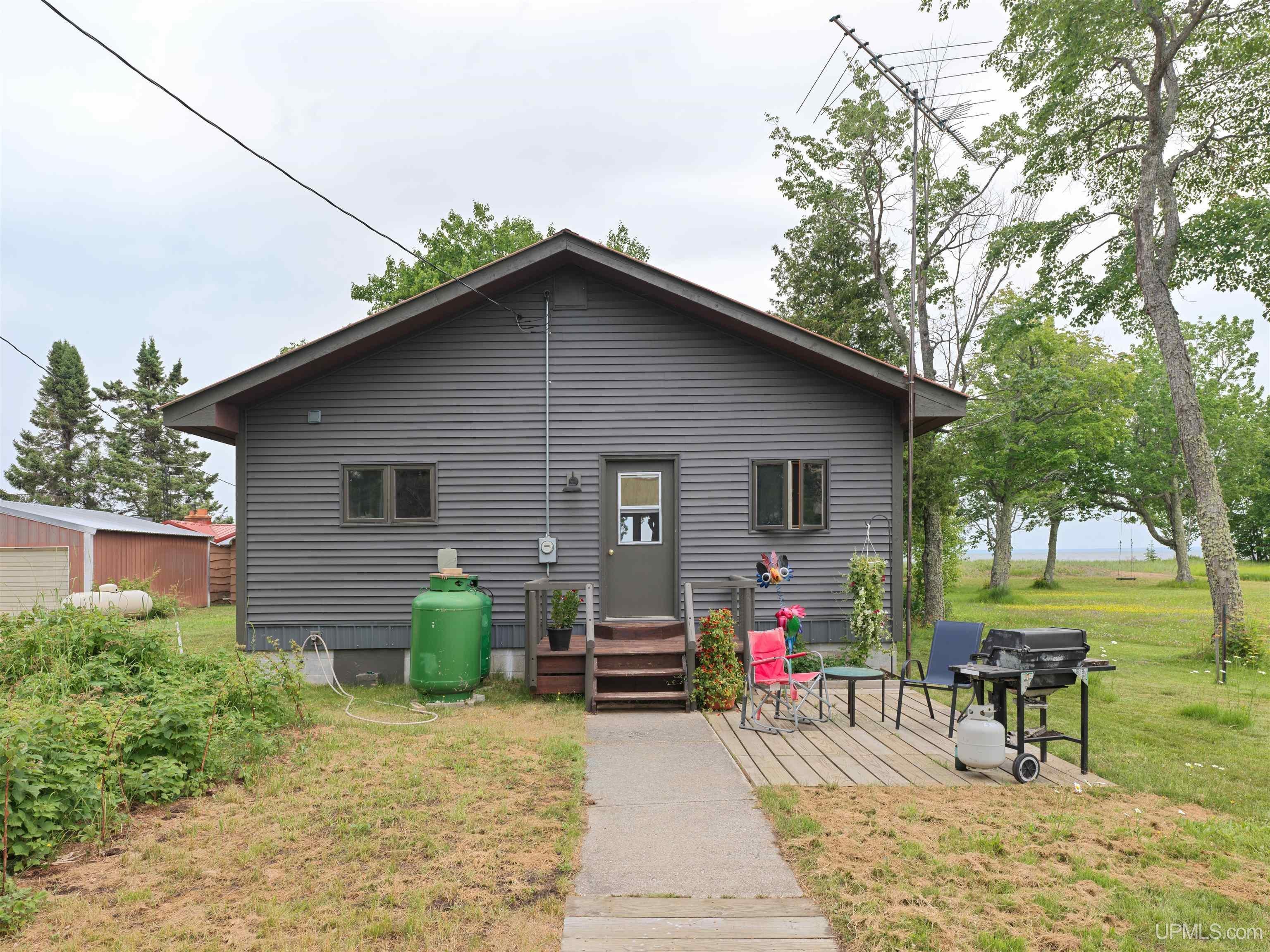 4664 N M123 Highway — photo