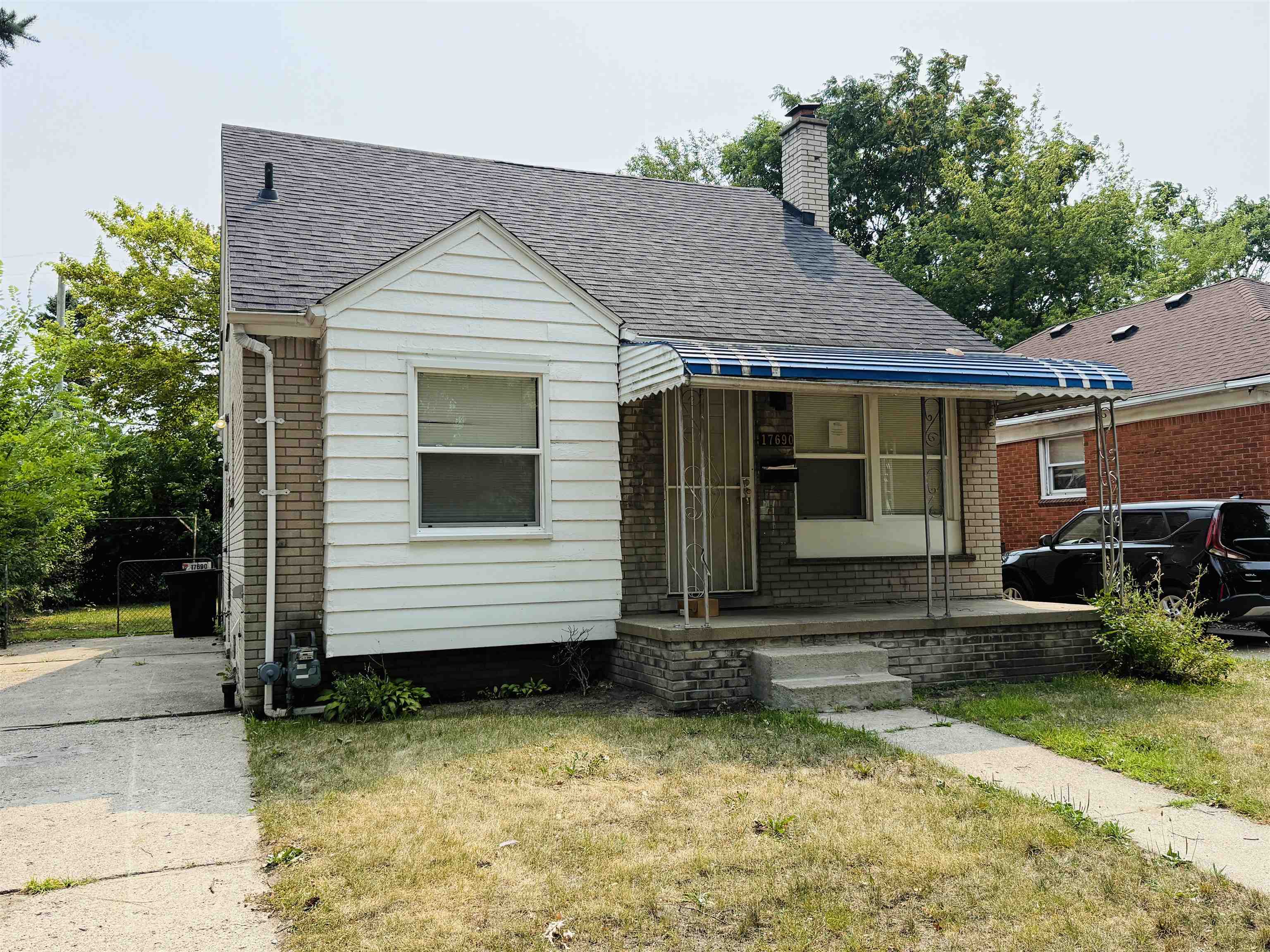 17690 Hoover Street — photo