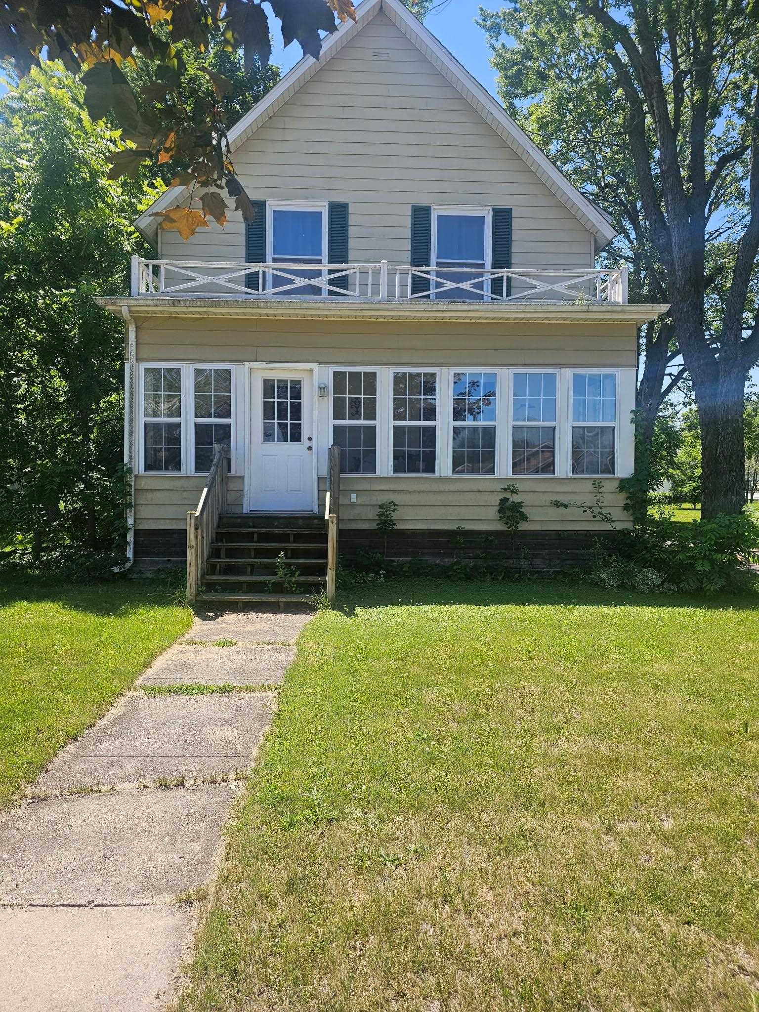 420 E Cedar Street — photo
