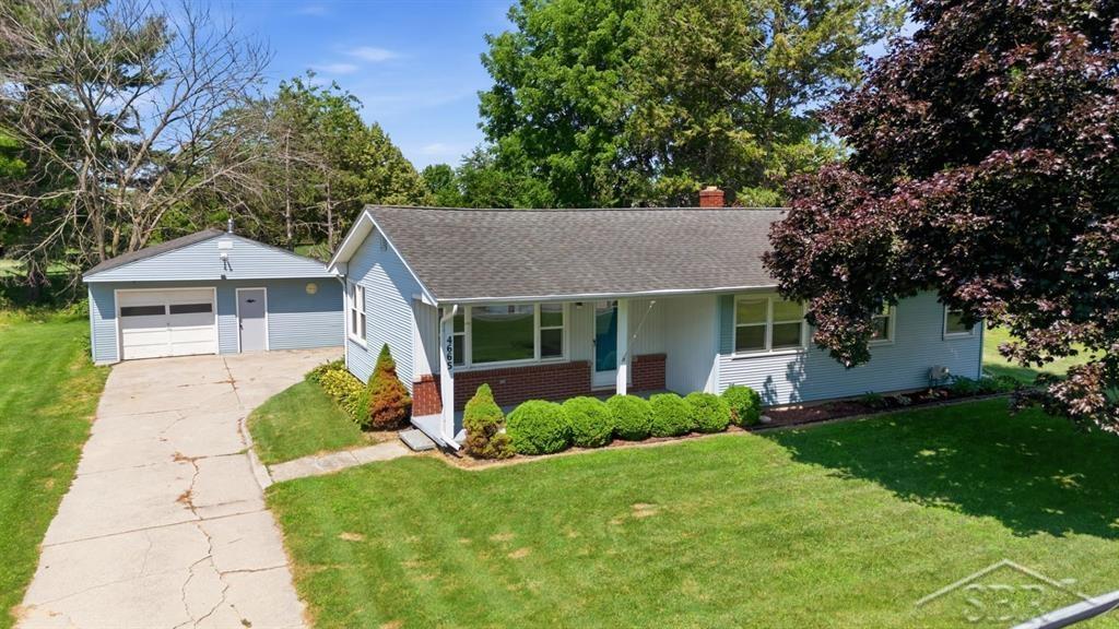 4665 N River Road — photo