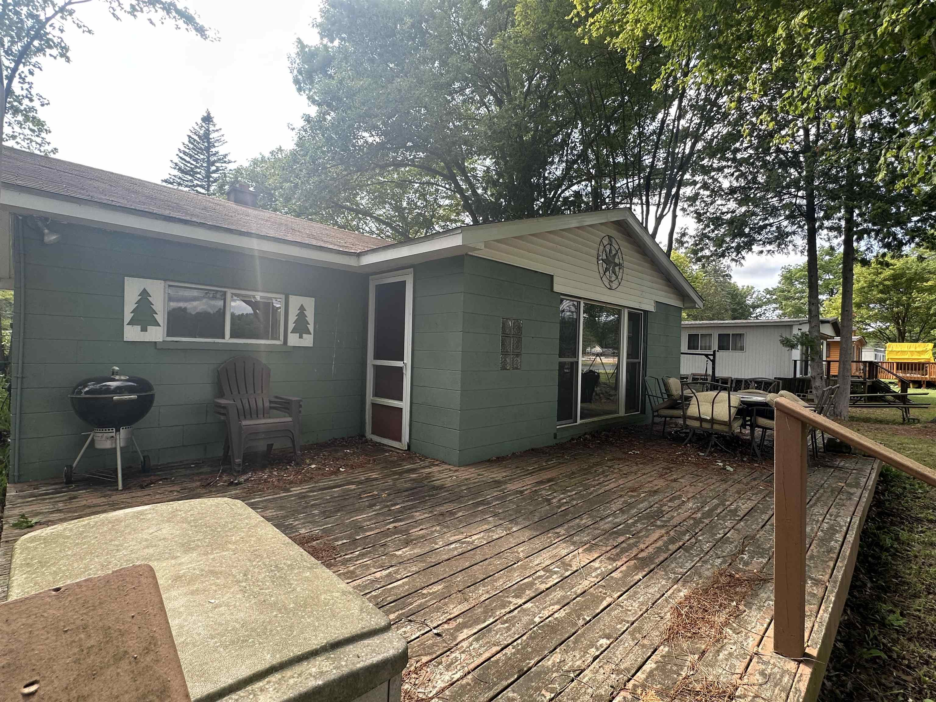 528 Hilo Road, Gladwin, MI 48624 — photo 2