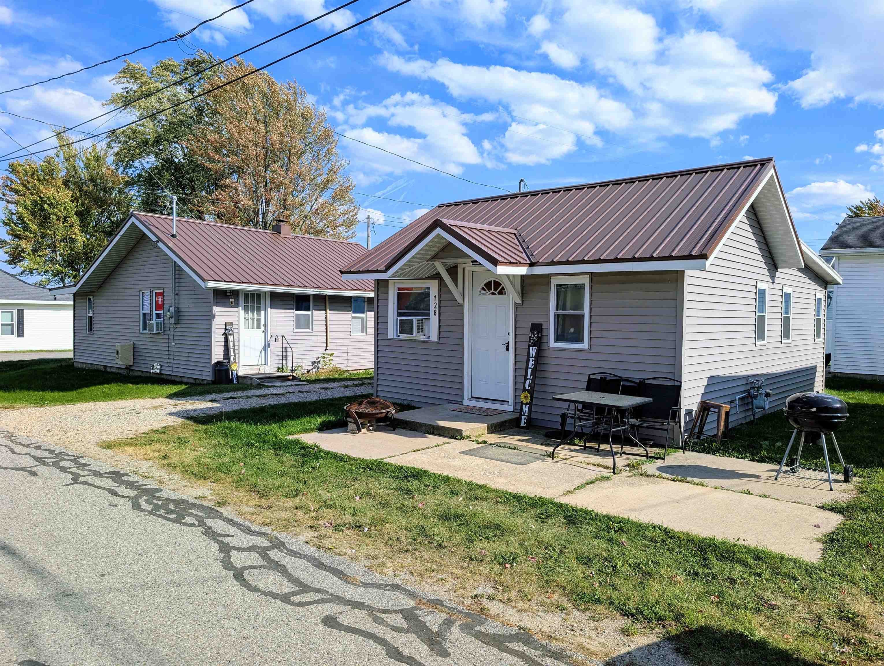 707 Shoreline Drive — photo