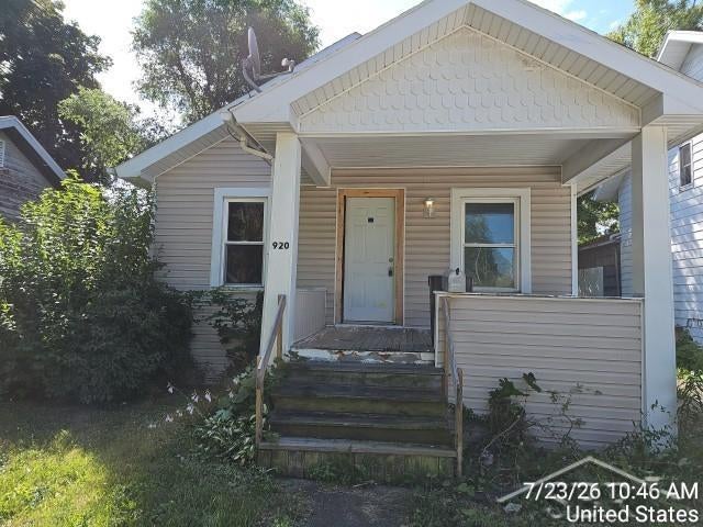 920 N Mason Street — photo