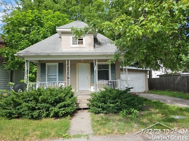 1925 N Oakley Street — photo