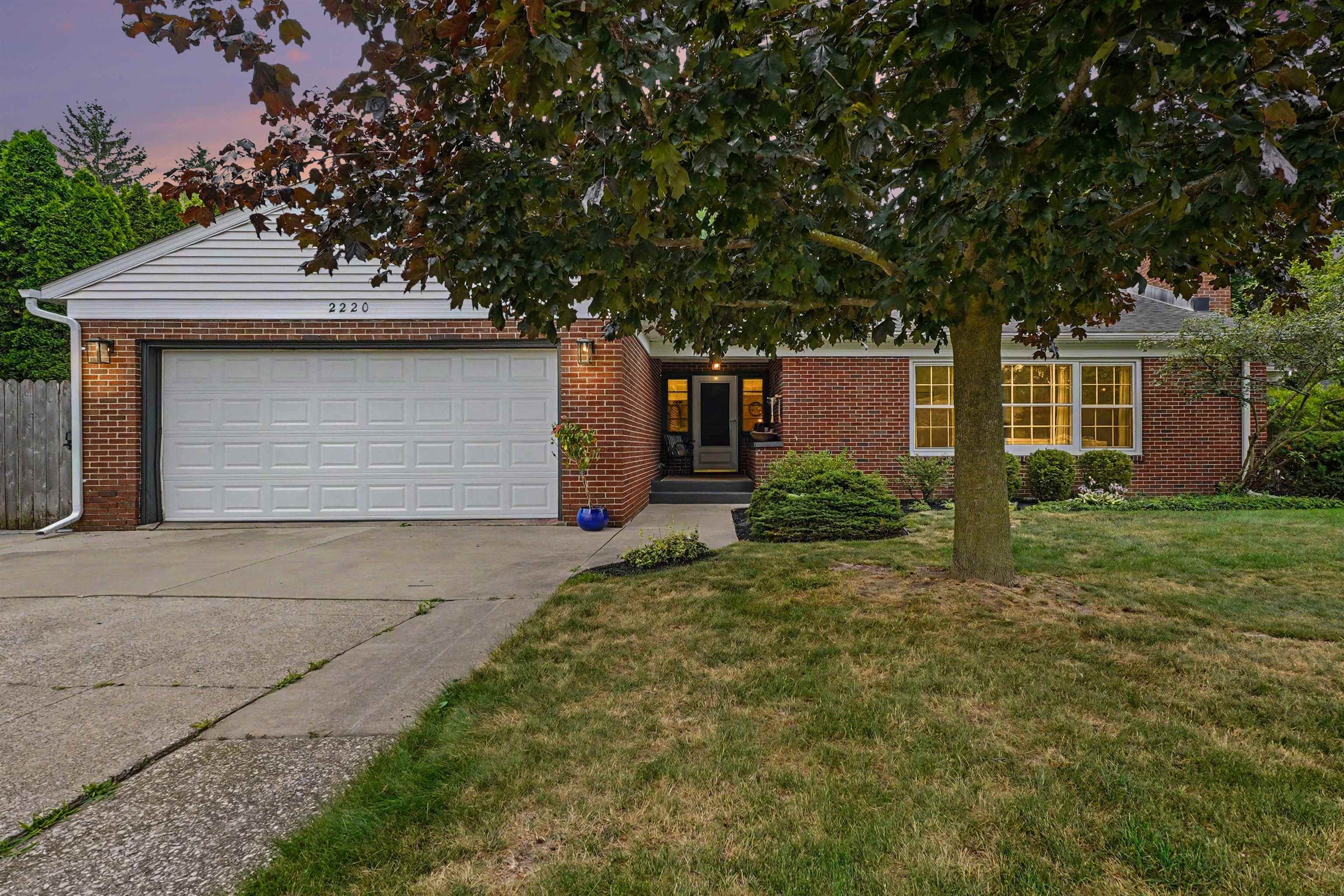 2220 McKinley Ave. Street — photo