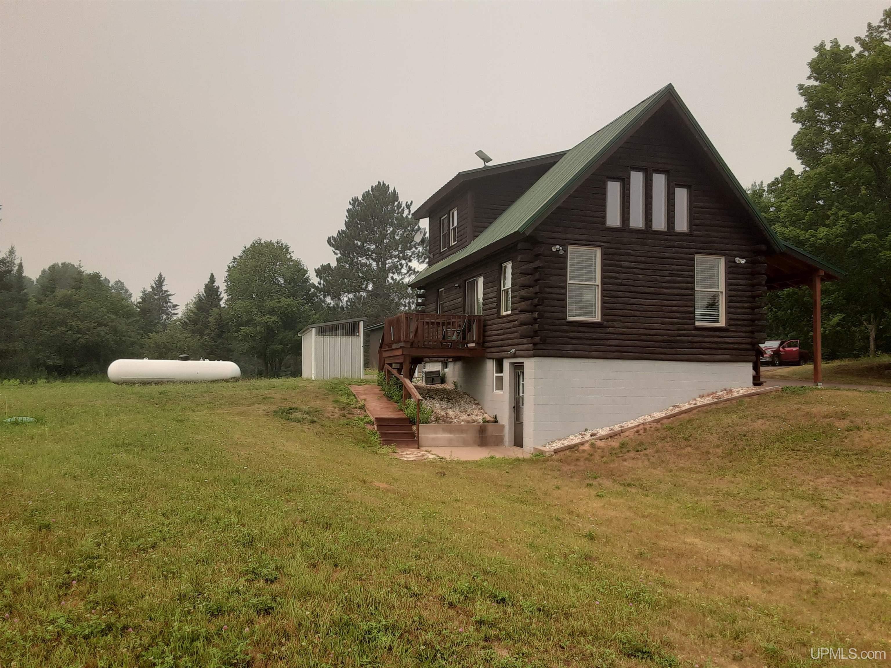 E6857 S Black River Road — photo