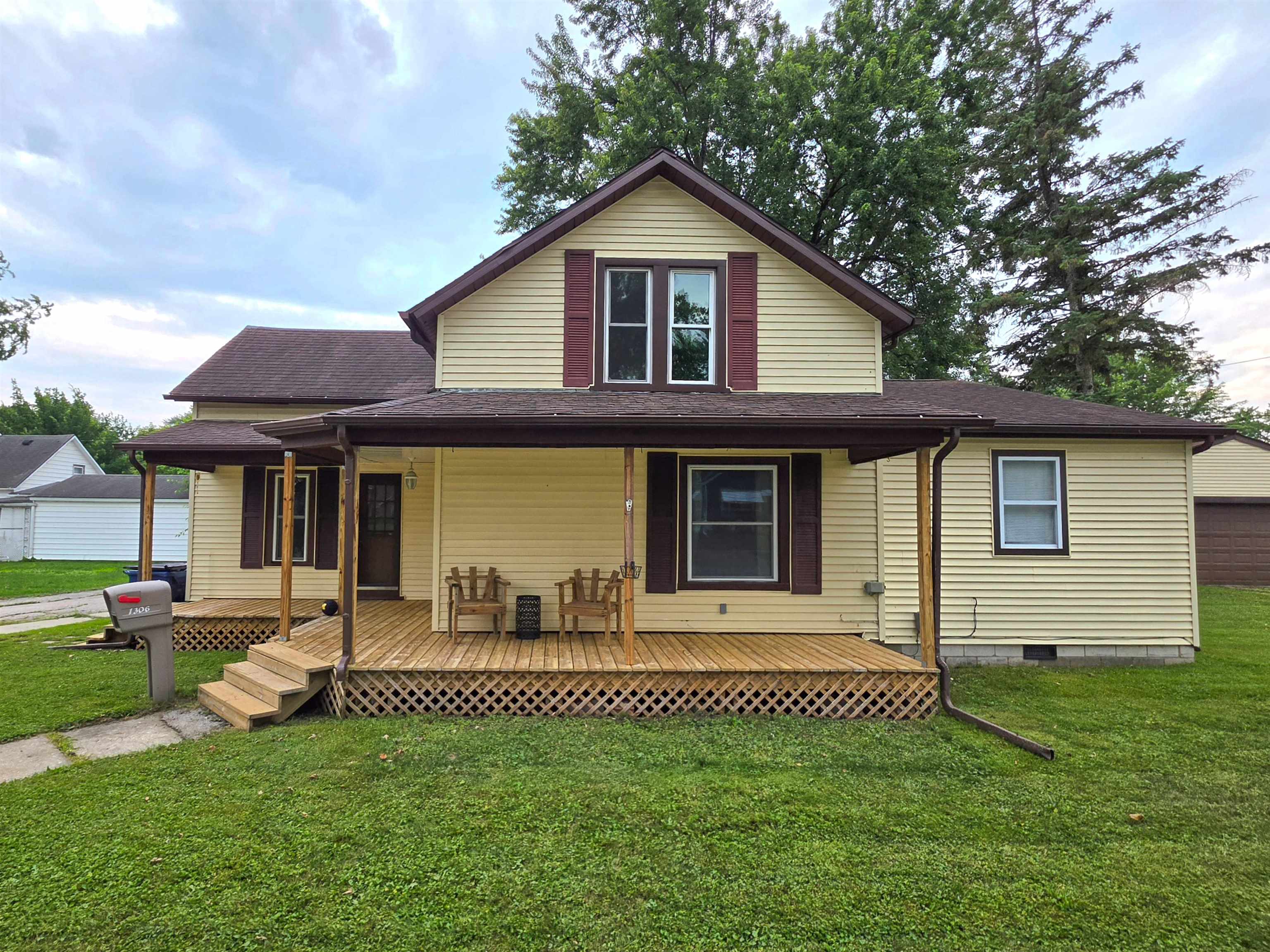 1306 Bradfield Street — photo