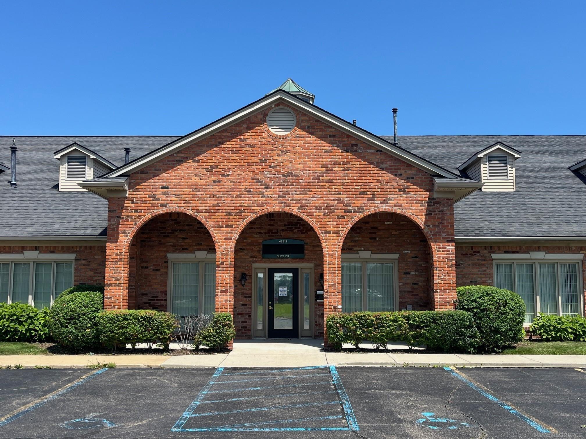 42815 Garfield Road Suite 209 — photo