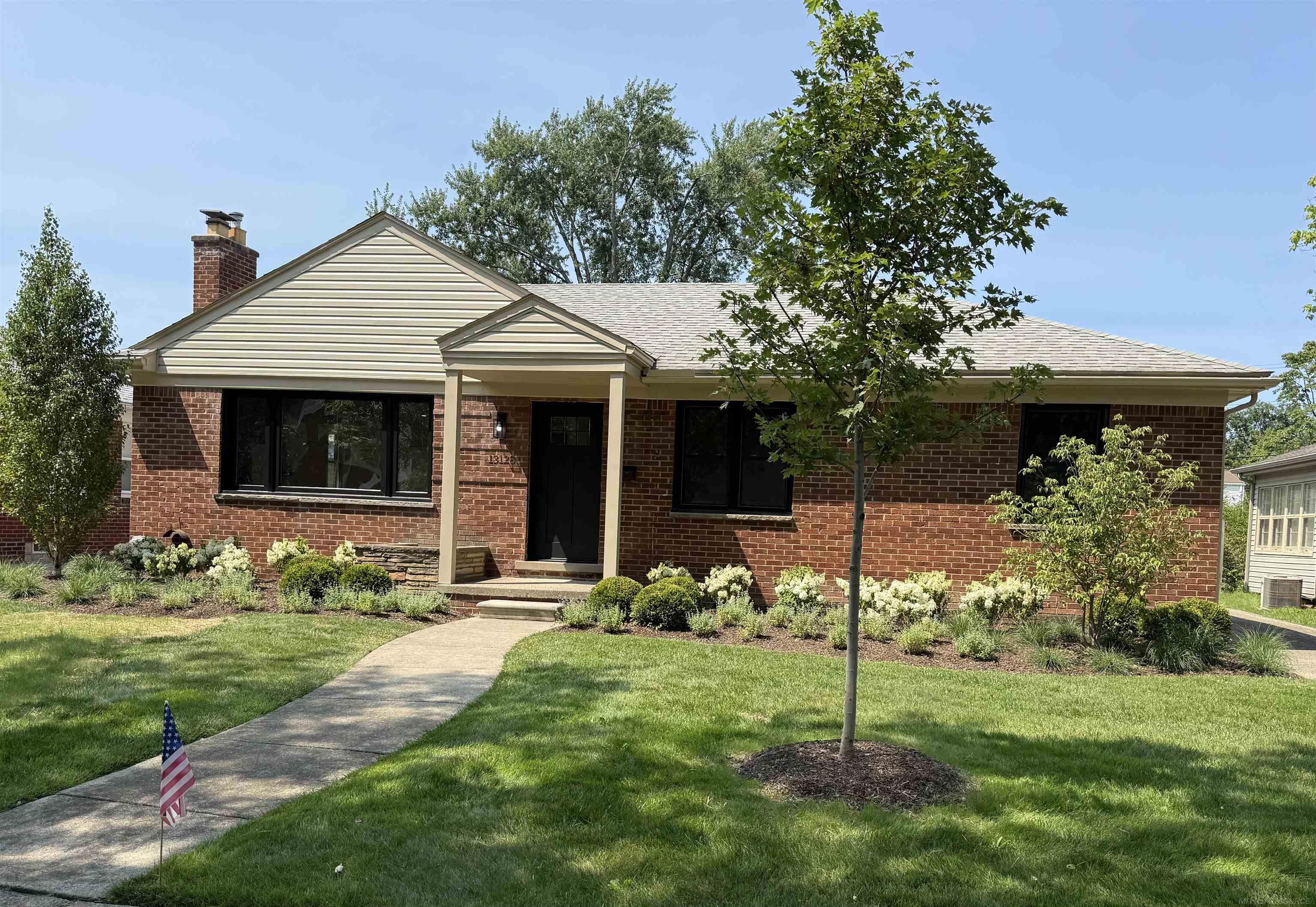 13128 Talbot Avenue — photo