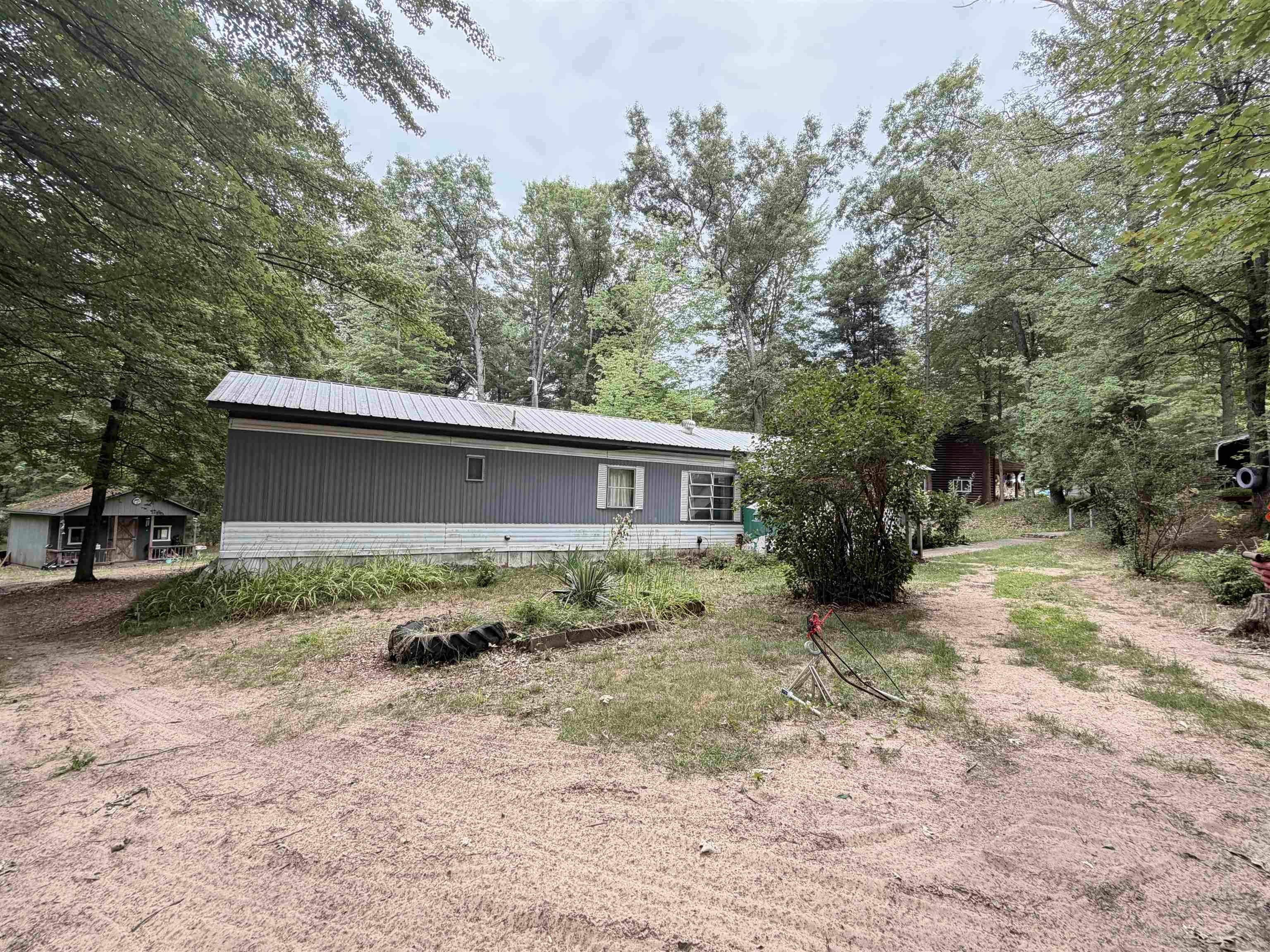 4070 N Valley View Road — photo