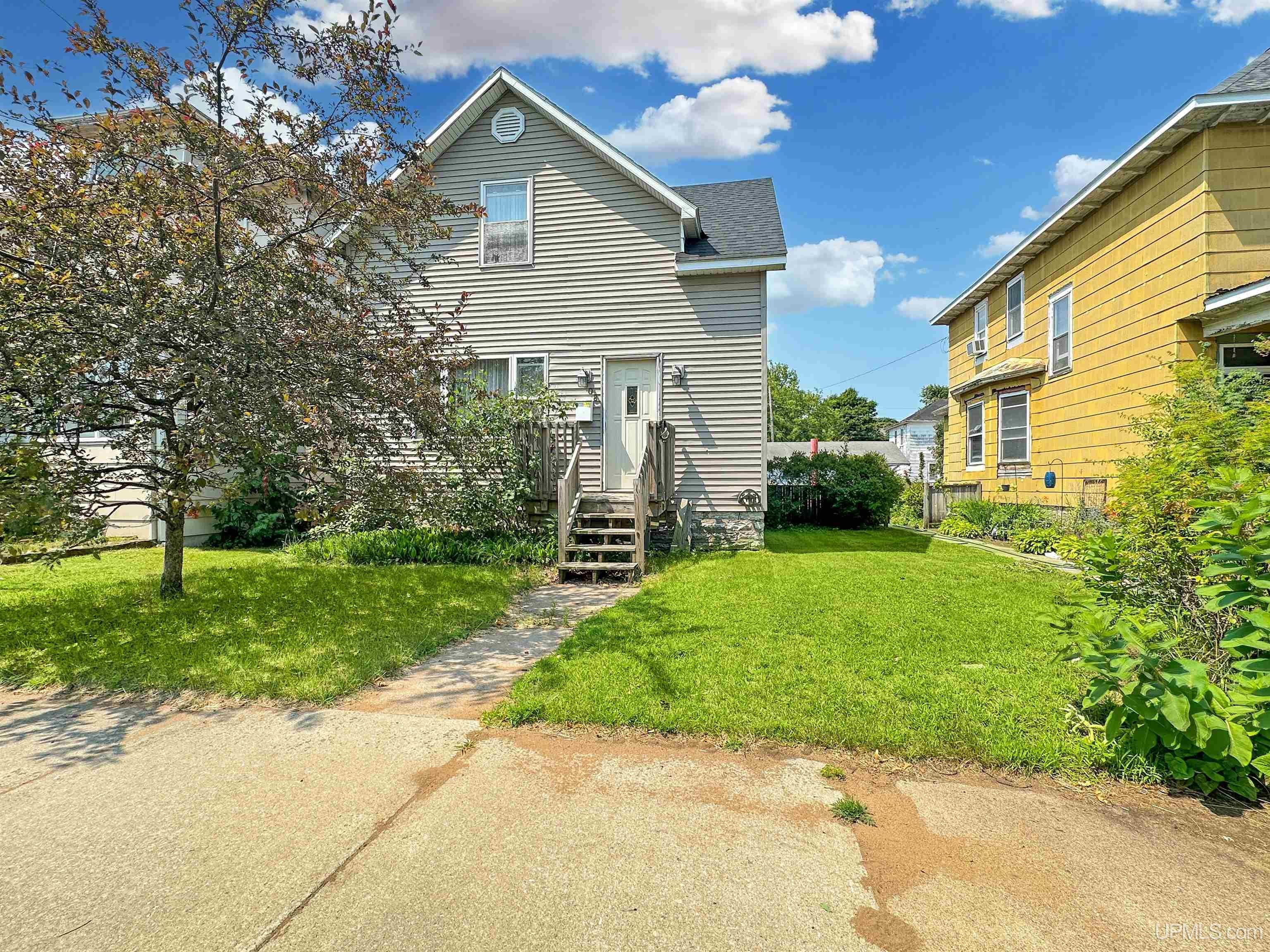 308 S 8th Street — photo