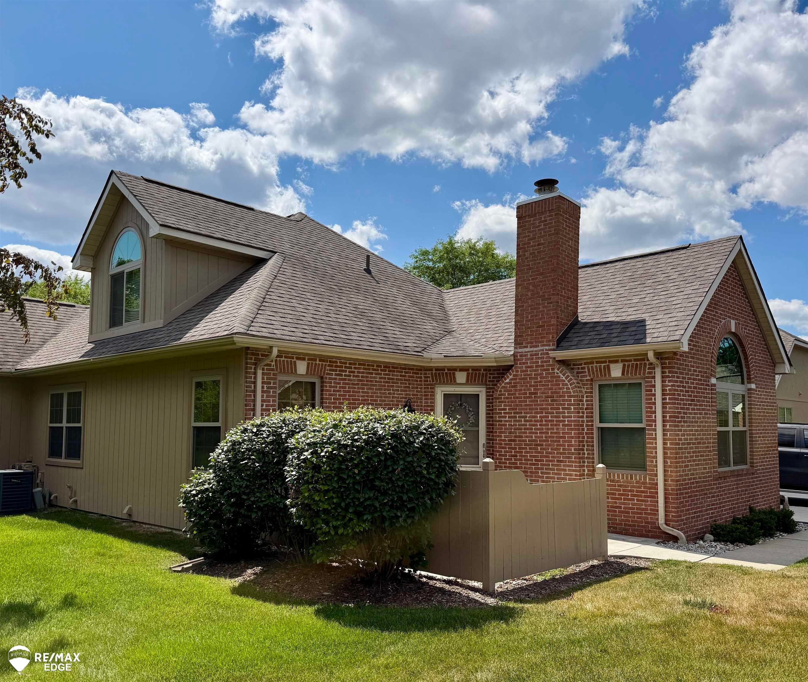 662 Perry Creek Drive — photo