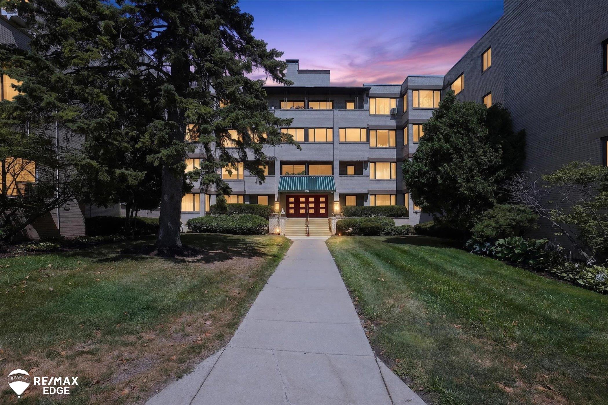 915 E Court Street — photo