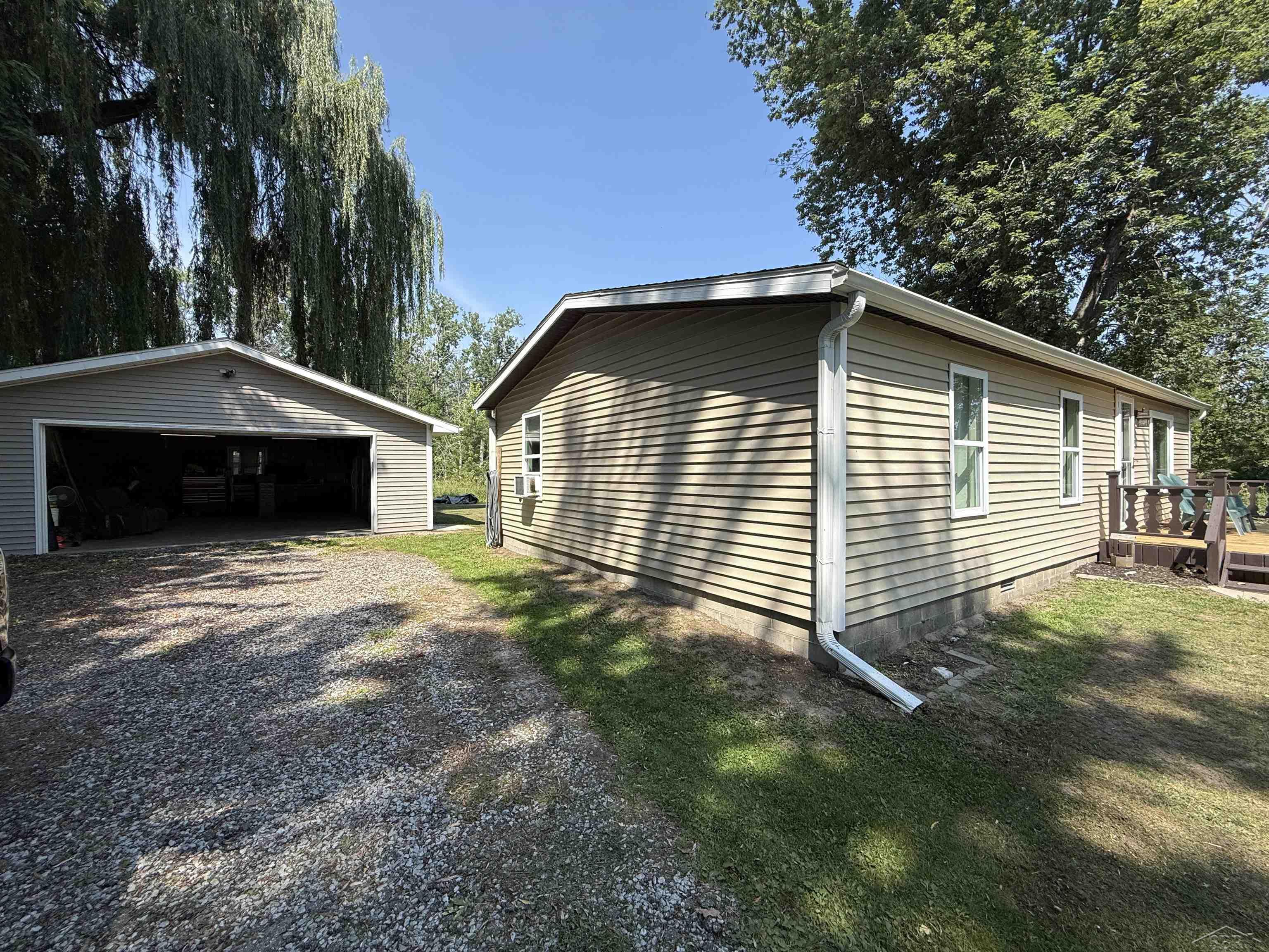 4767 N Saginaw Bay Shore Drive — photo