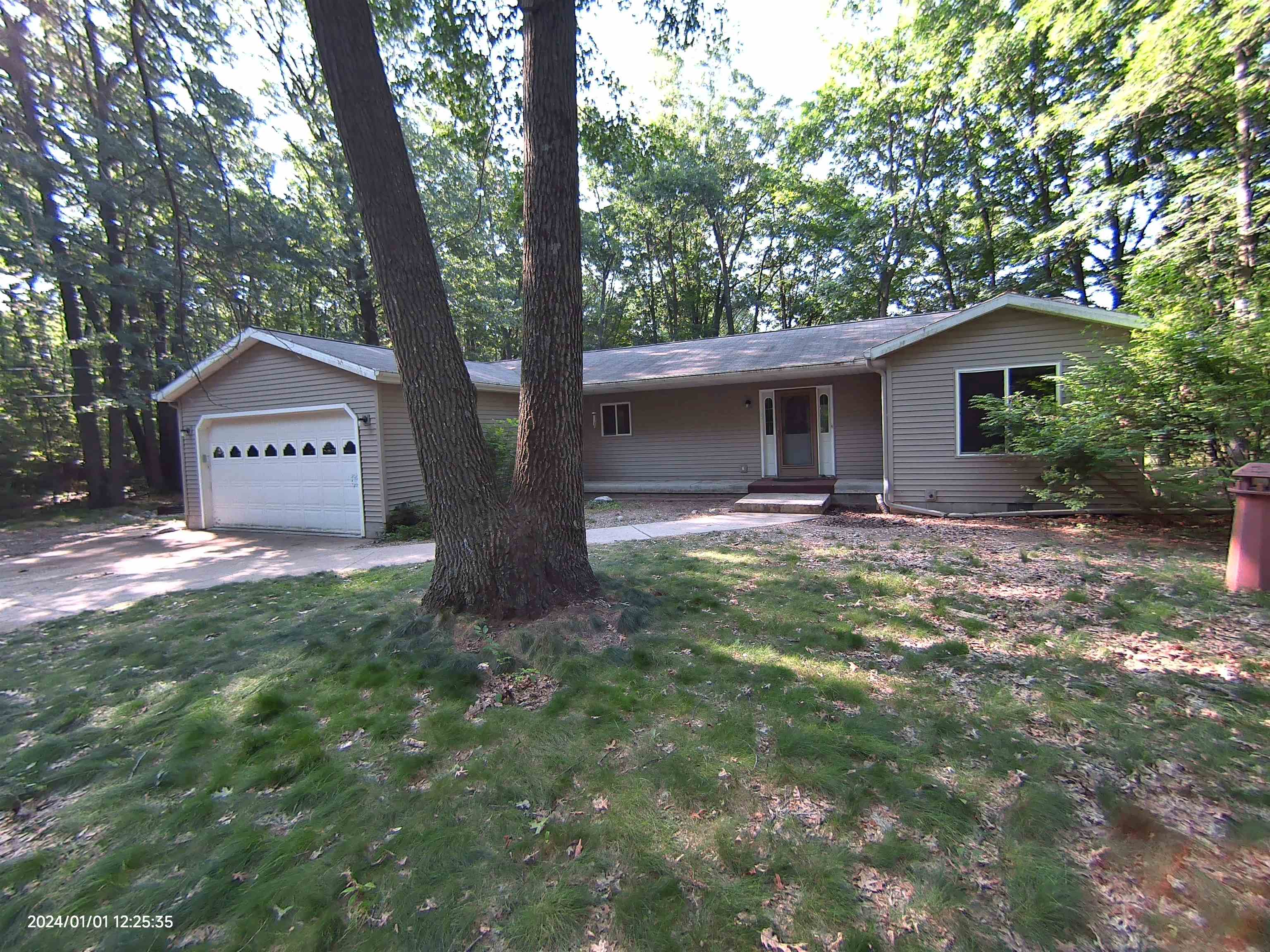 701 Westlawn Street — photo