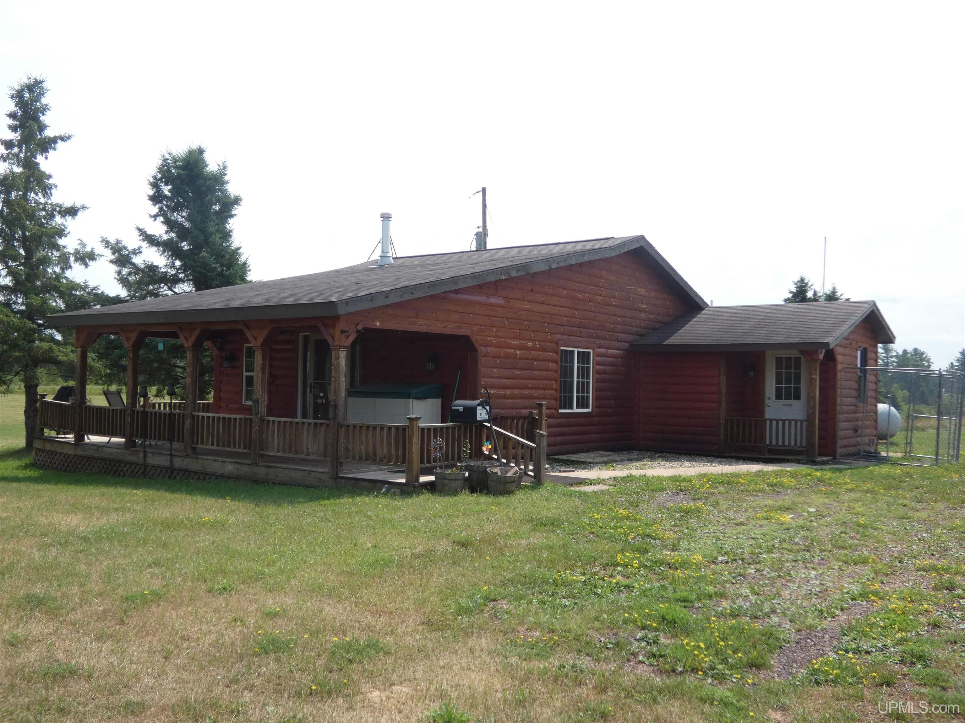 15367 Airport Road — photo