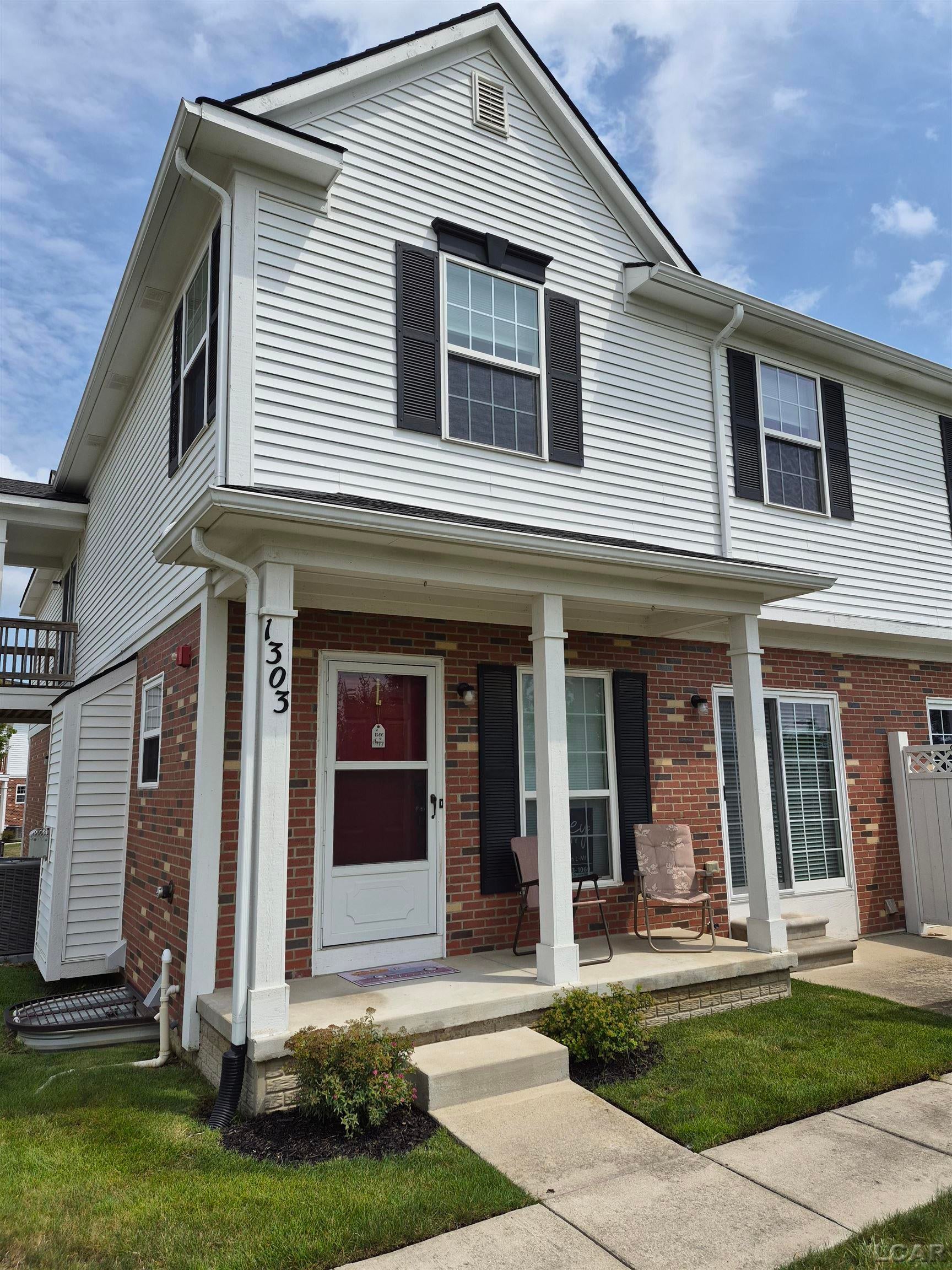 1303 Riversedge Dr Drive Unit 51 Bldg 13 — photo