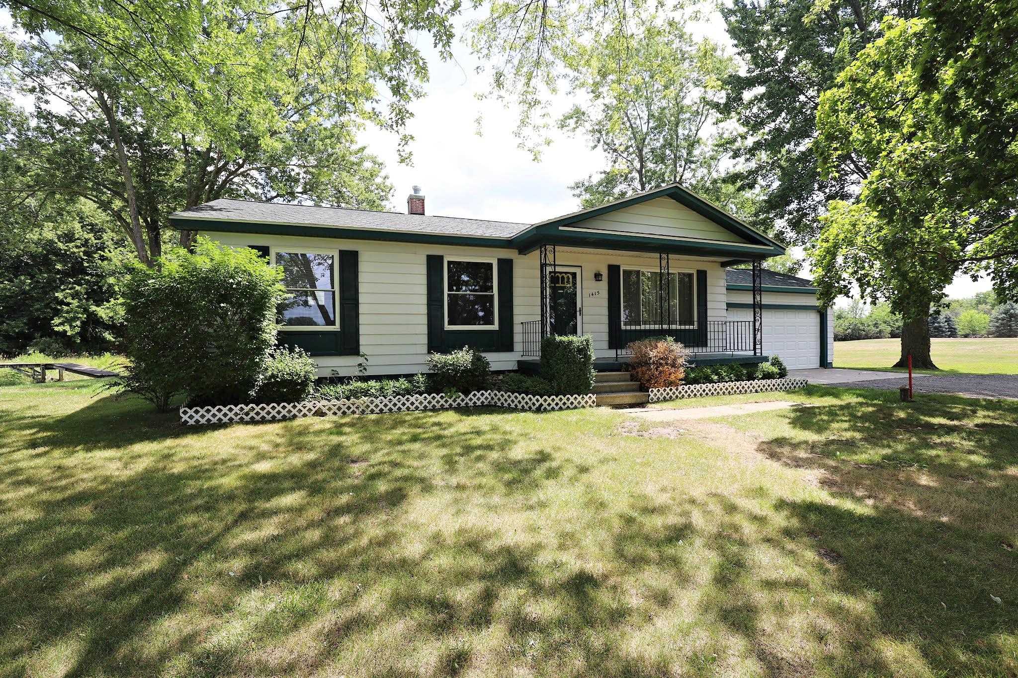 1415 S Nichols Road — photo