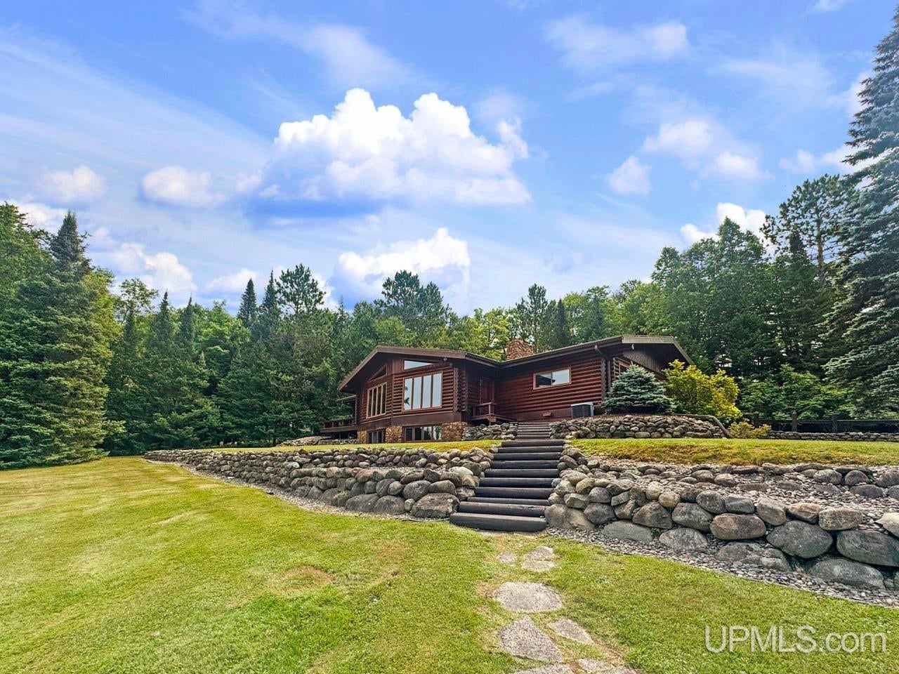 189 E Park Drive — photo