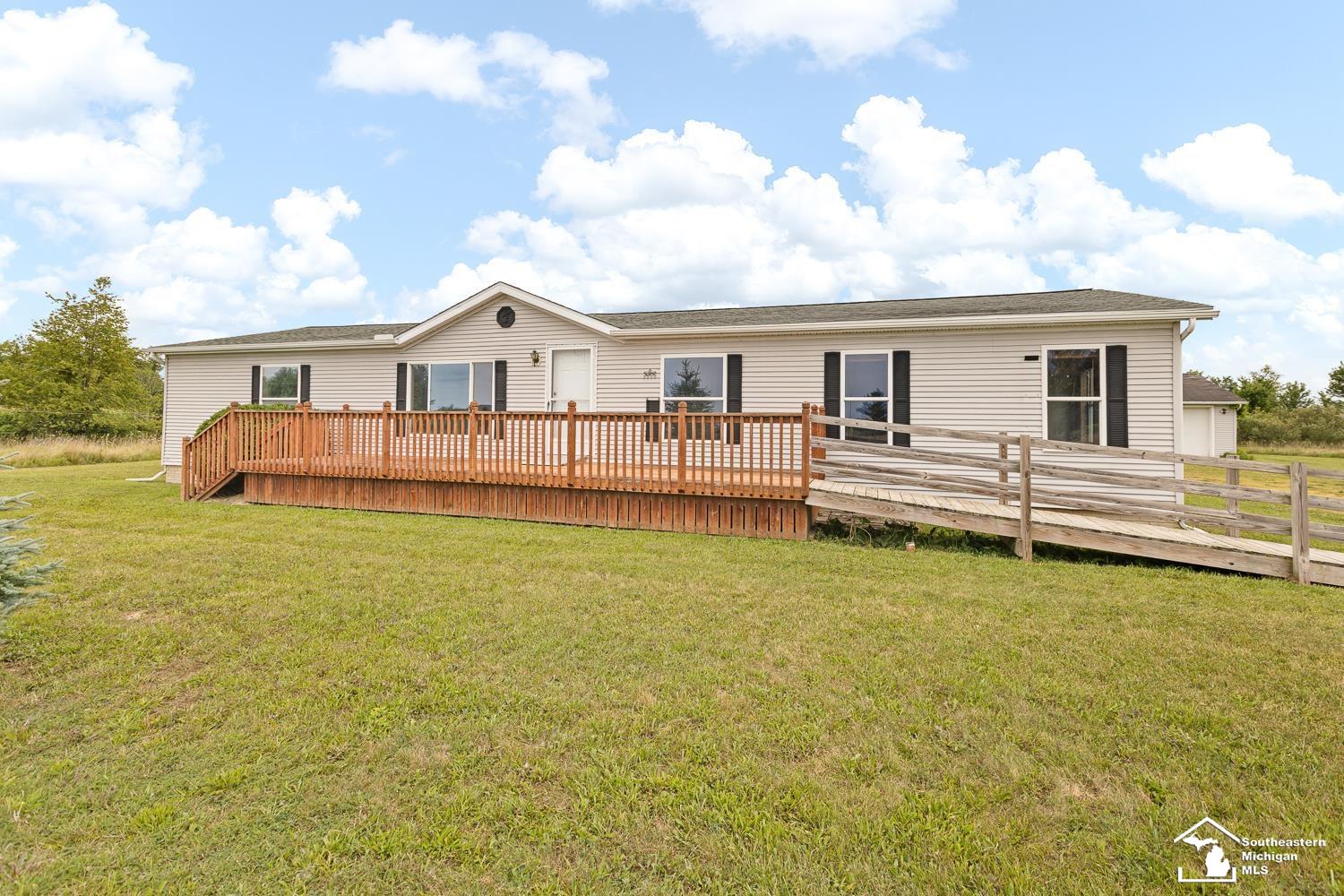 5445 Whaley Highway — photo