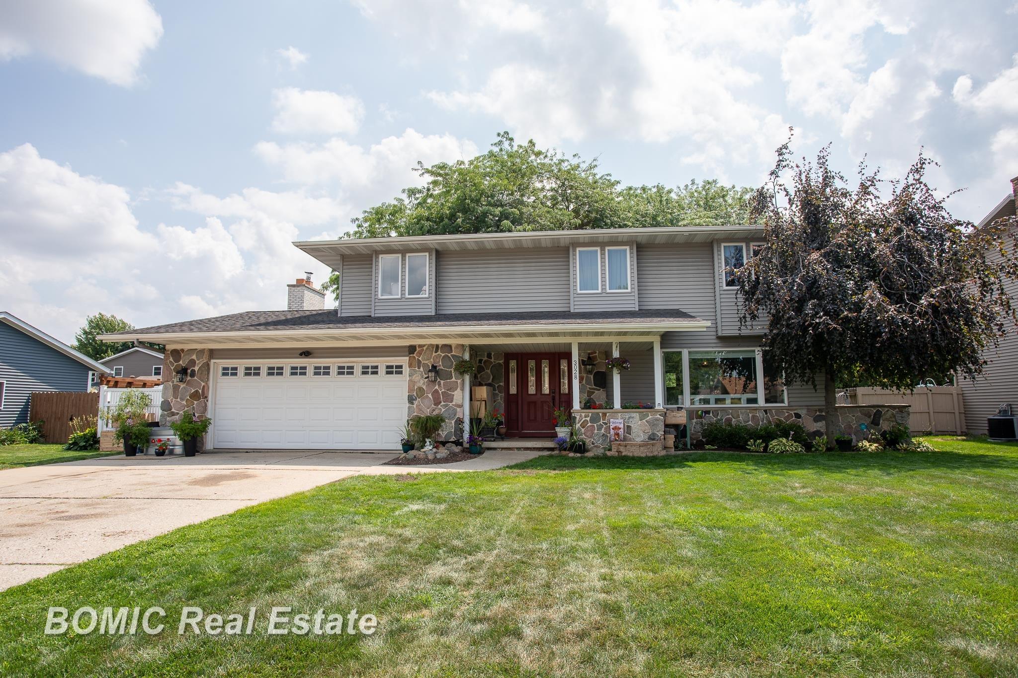 3028 Melrose Drive — photo