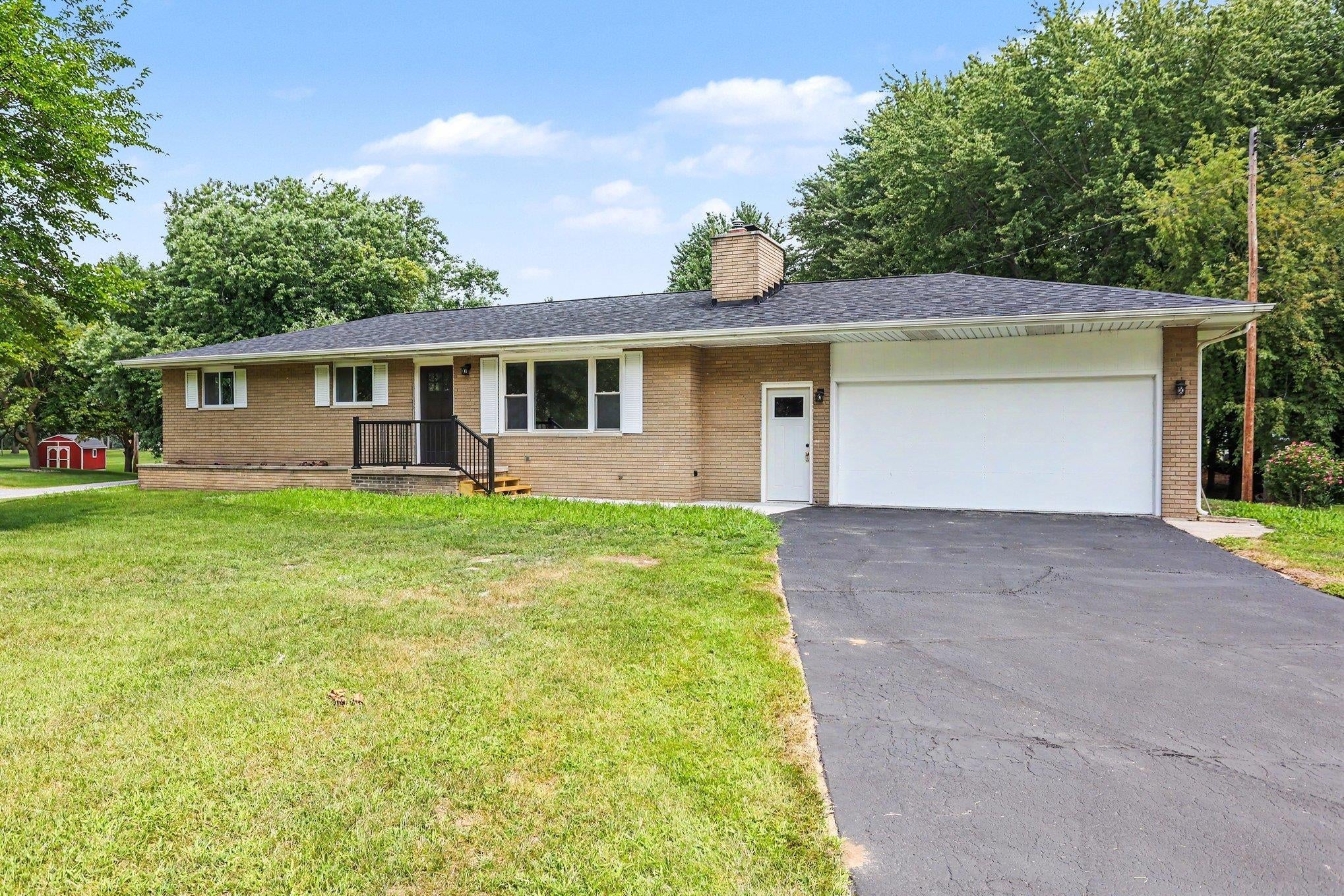3373 Old Kawkawlin Road — photo