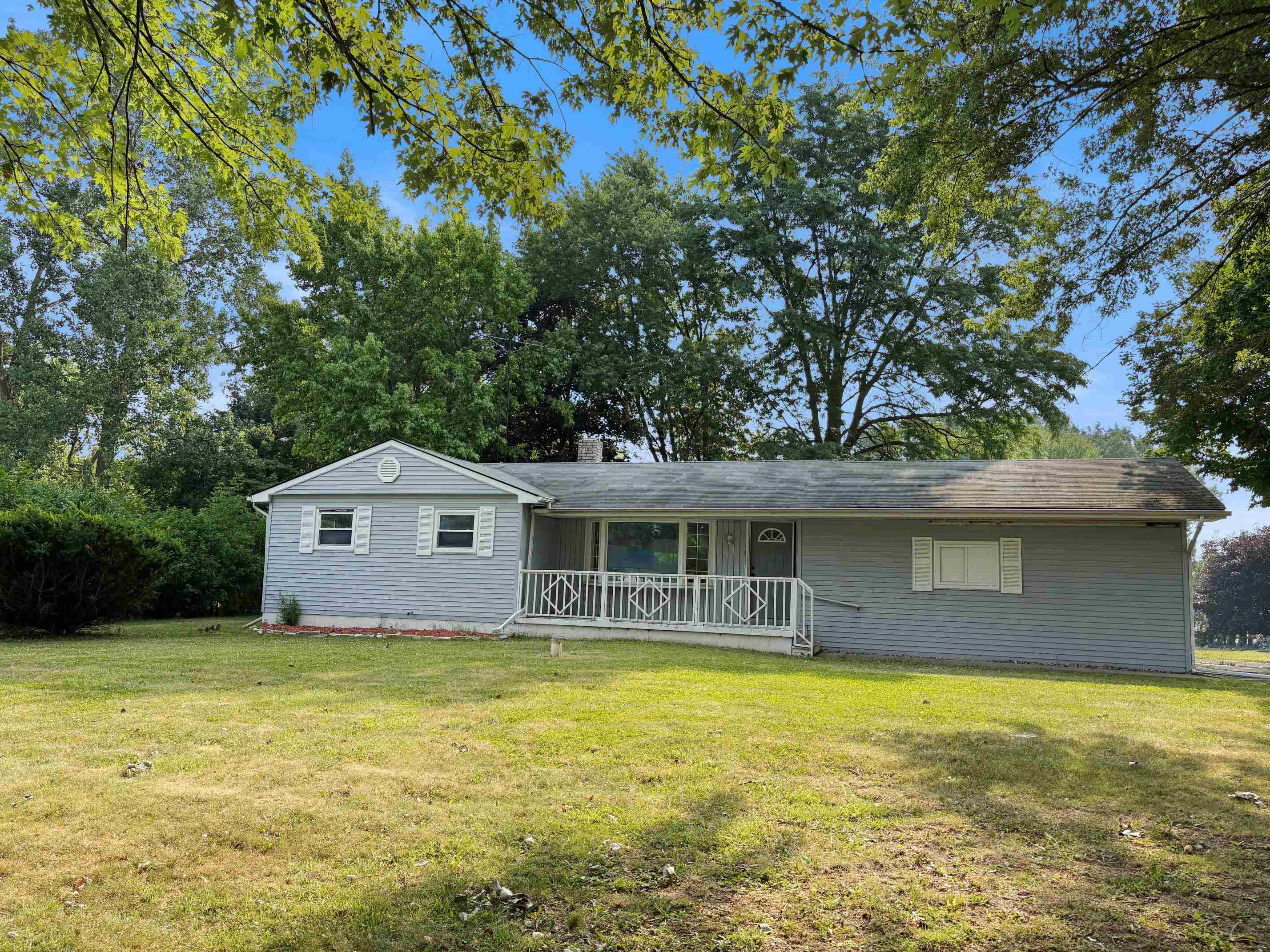 1394 Hillside Drive — photo