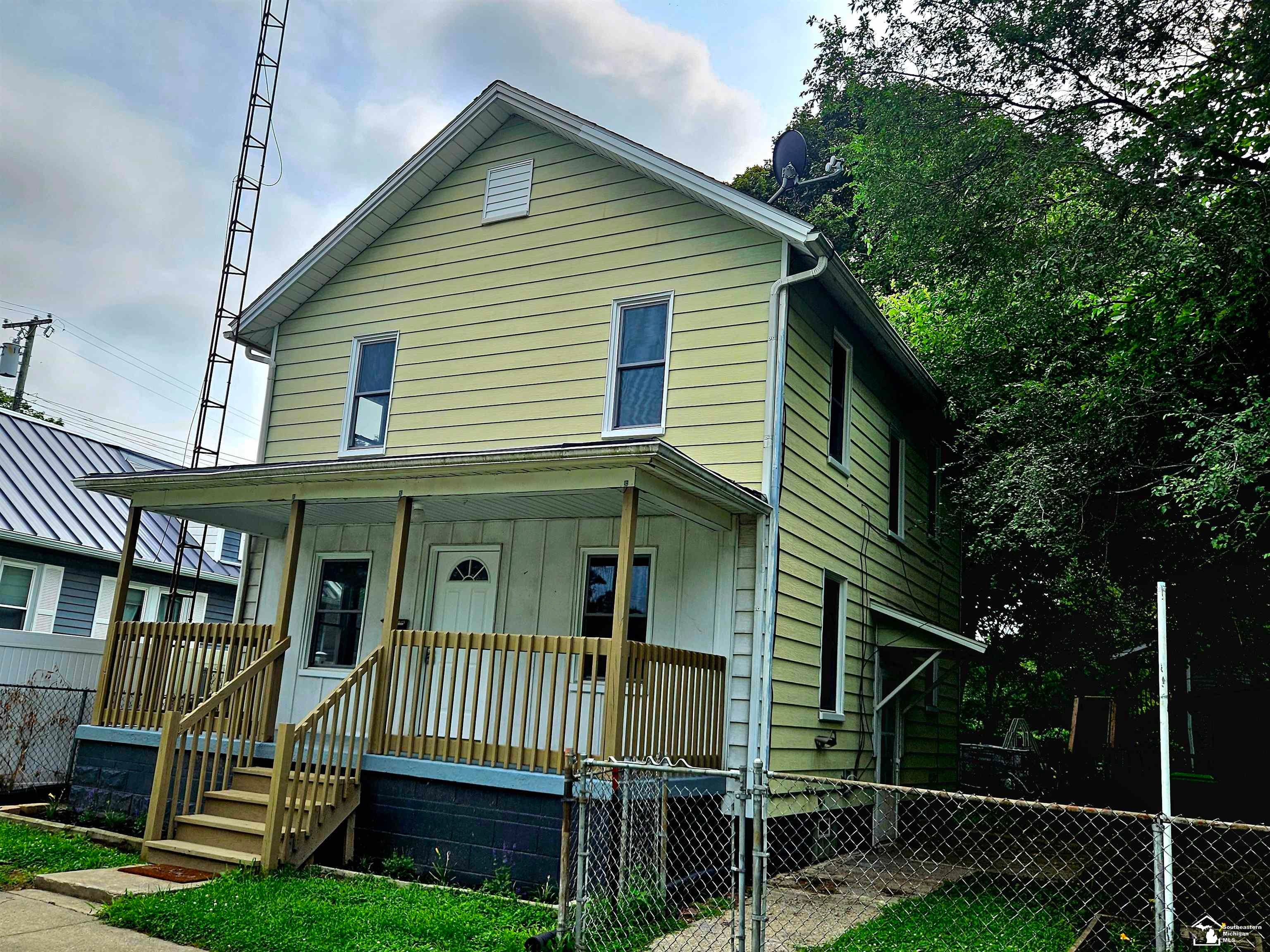 223 Jerome Street — photo