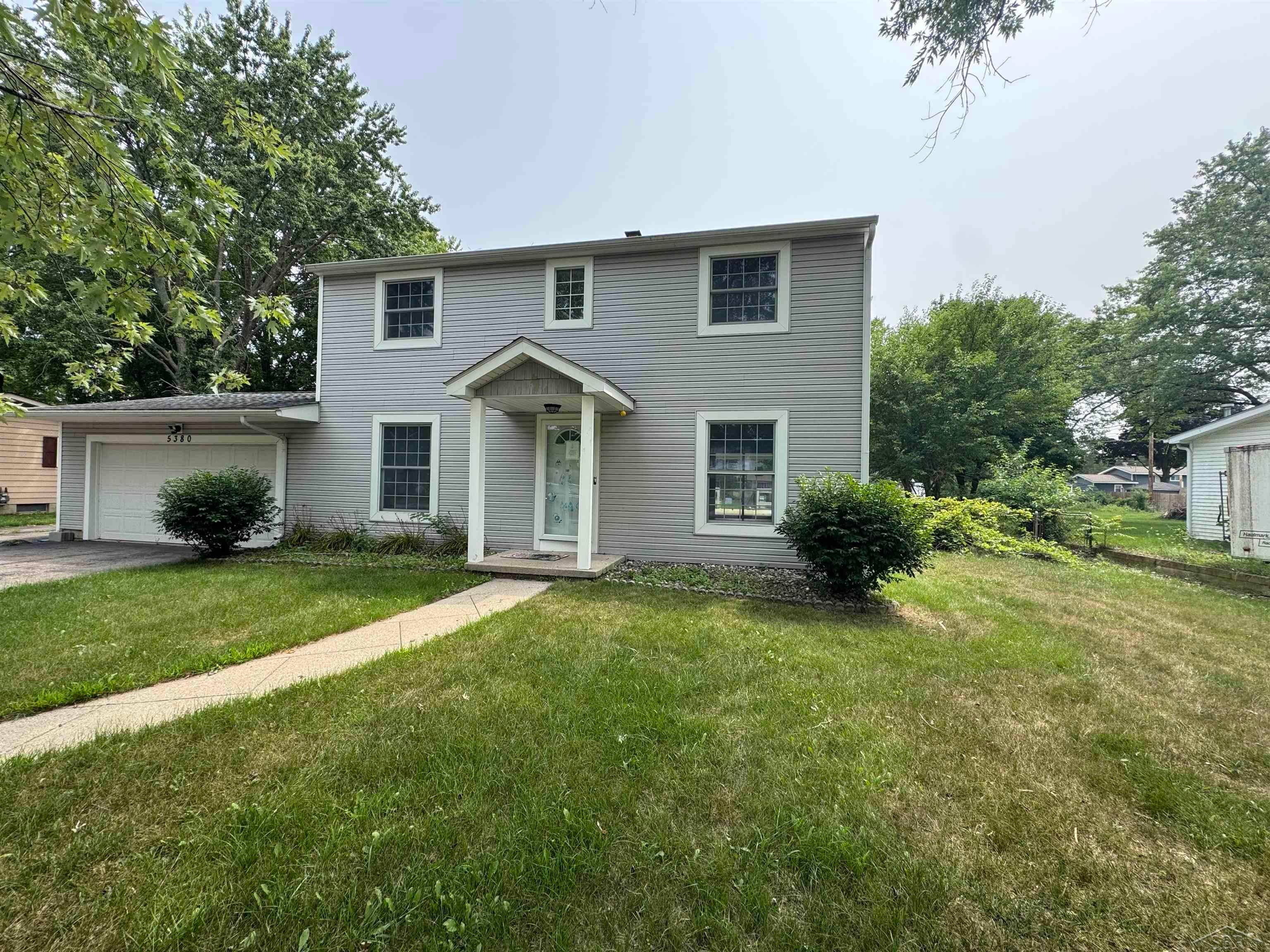 5380 River Ridge Drive — photo