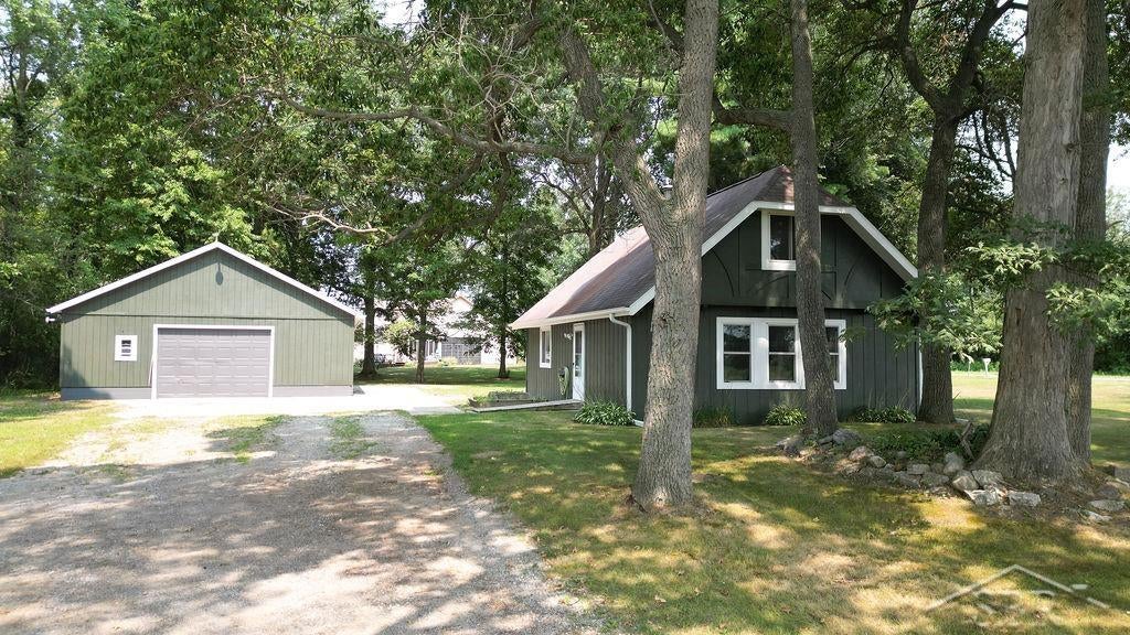 5959 Busch Road — photo
