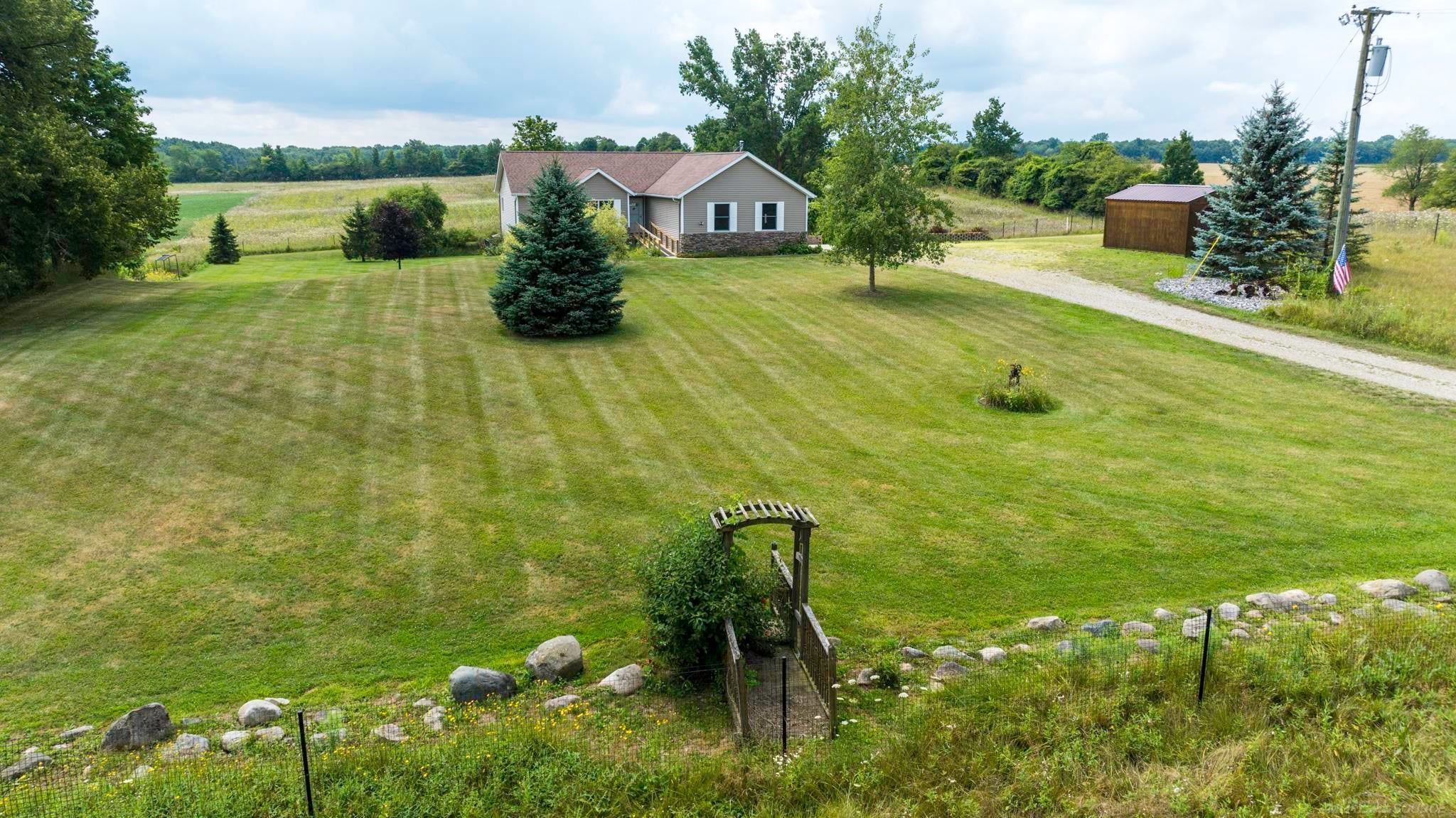 6144 Mortimer Line Road — photo