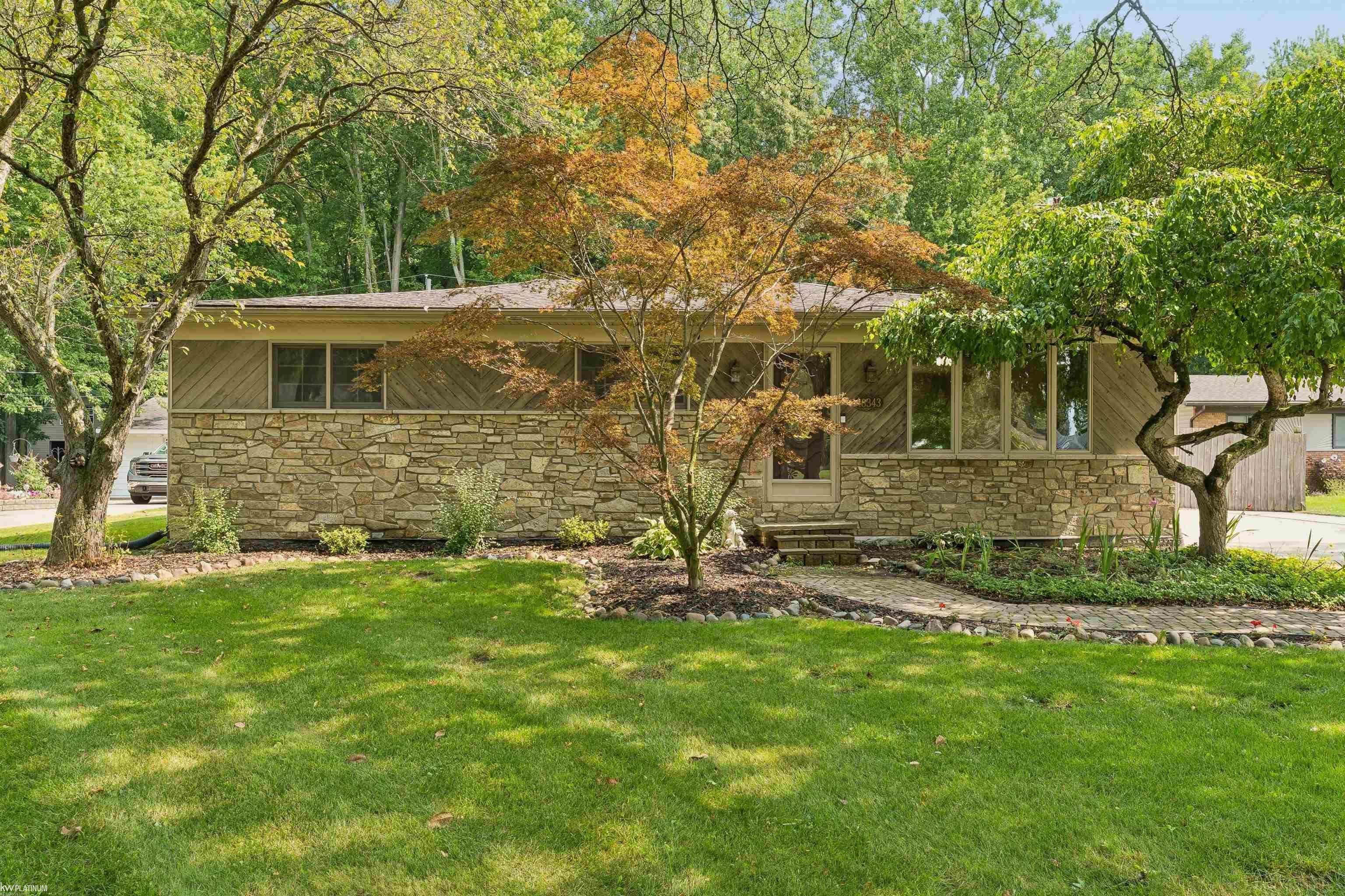 48343 Forbes Drive — photo