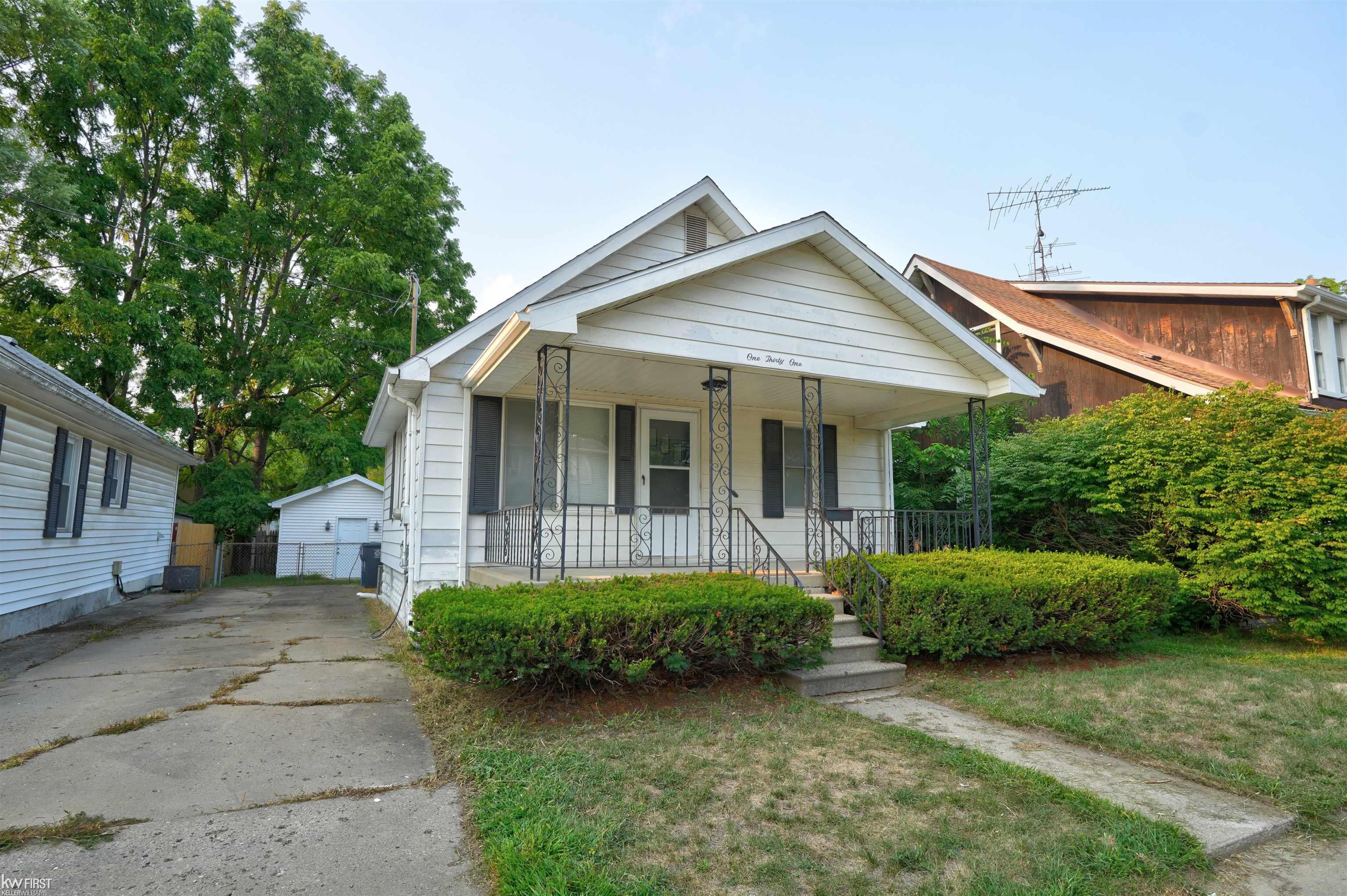 131 E Lakeview Avenue — photo
