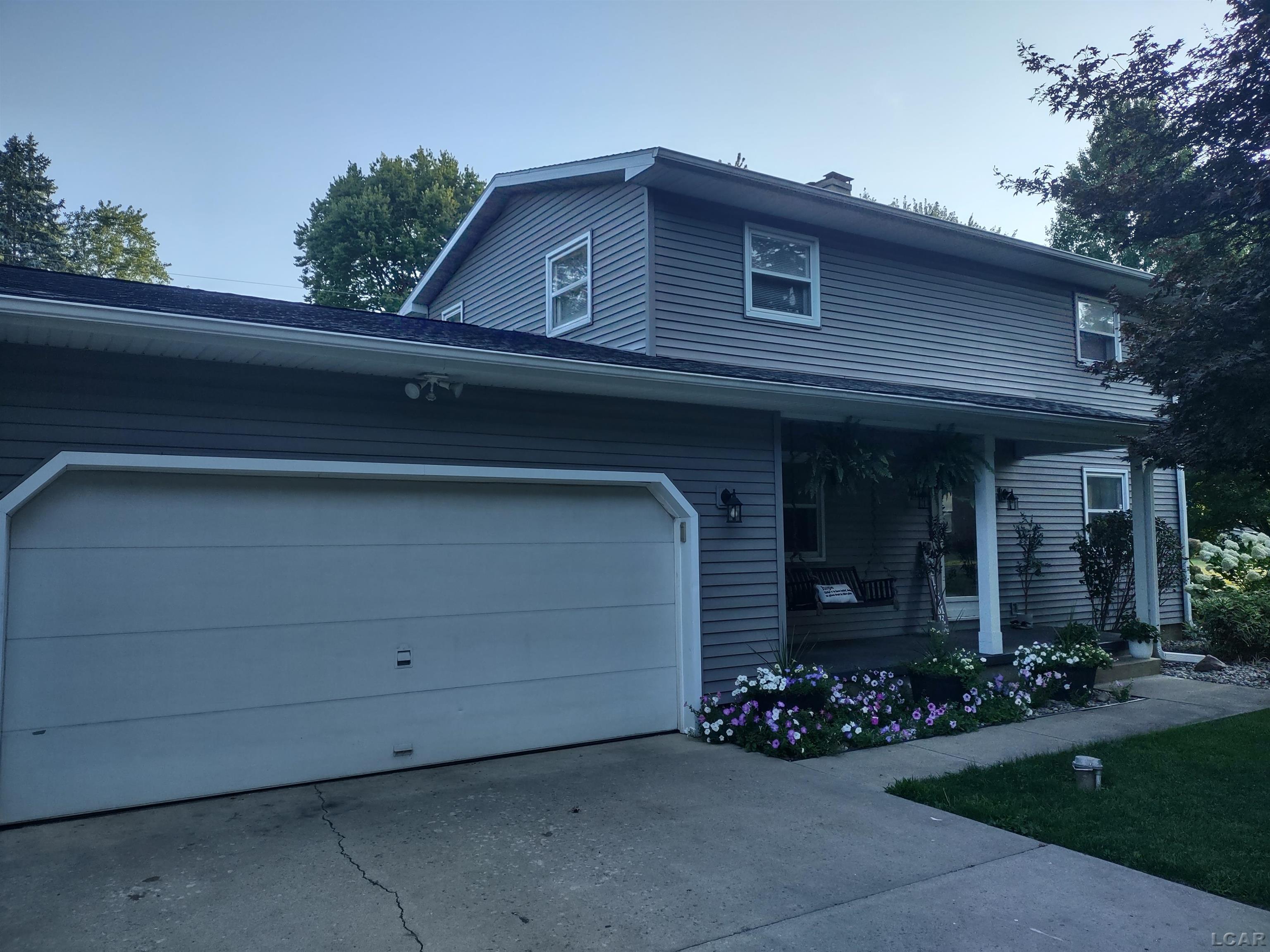2652 Spielman Road Road — photo