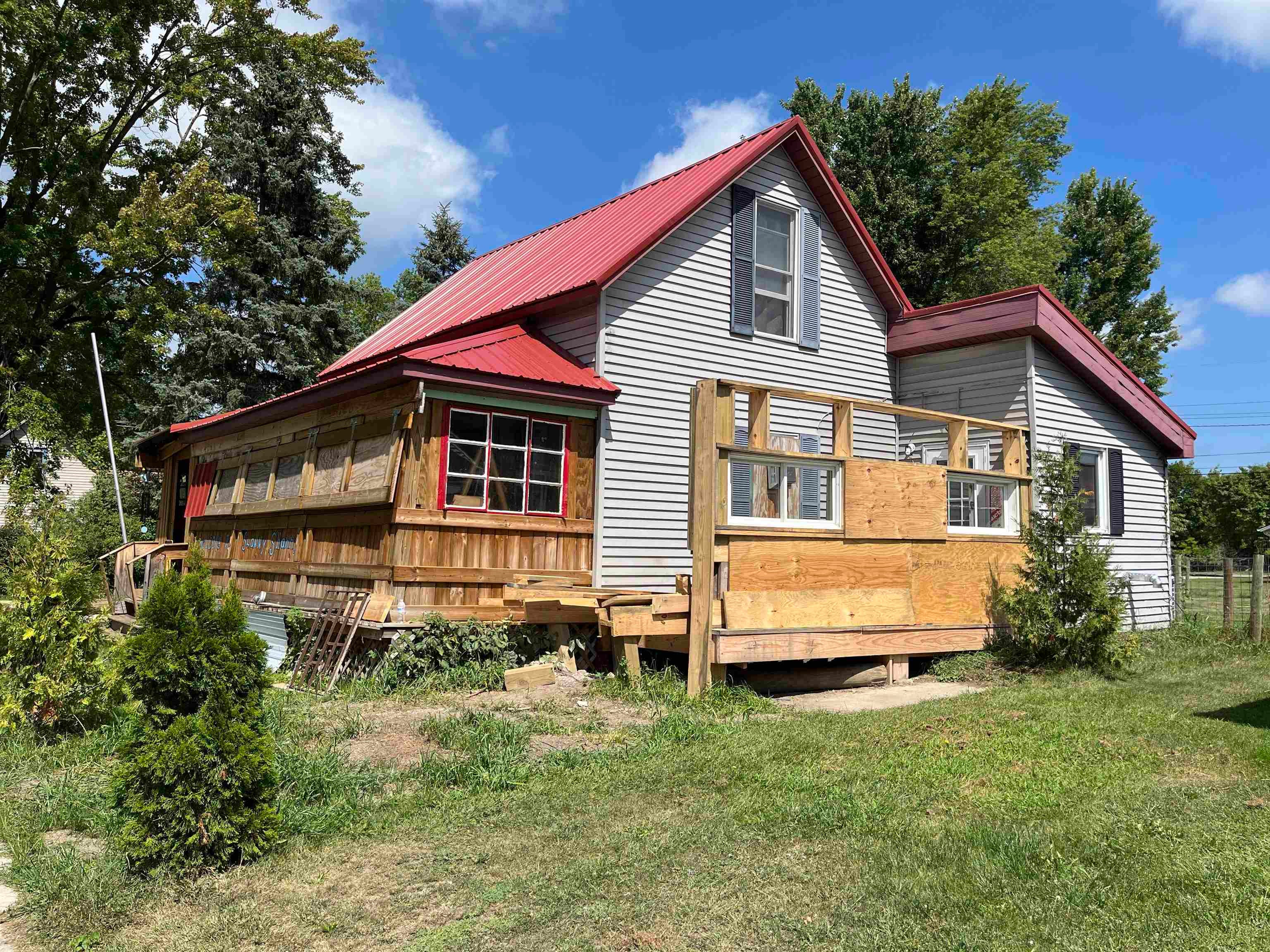 319 S Church Street — photo