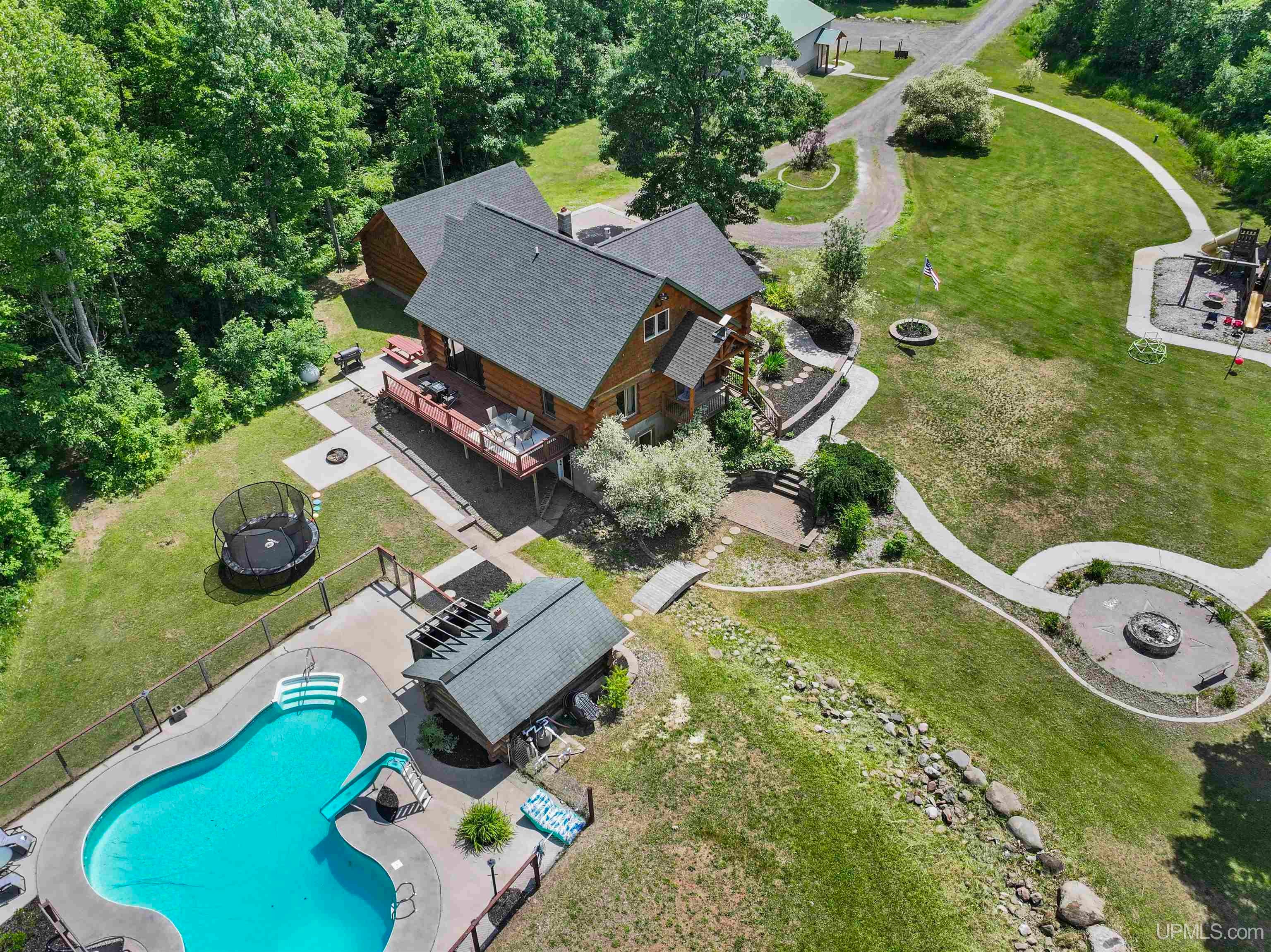 25160 Upper Point Mills (Non-Waterfront Listing) Road — photo
