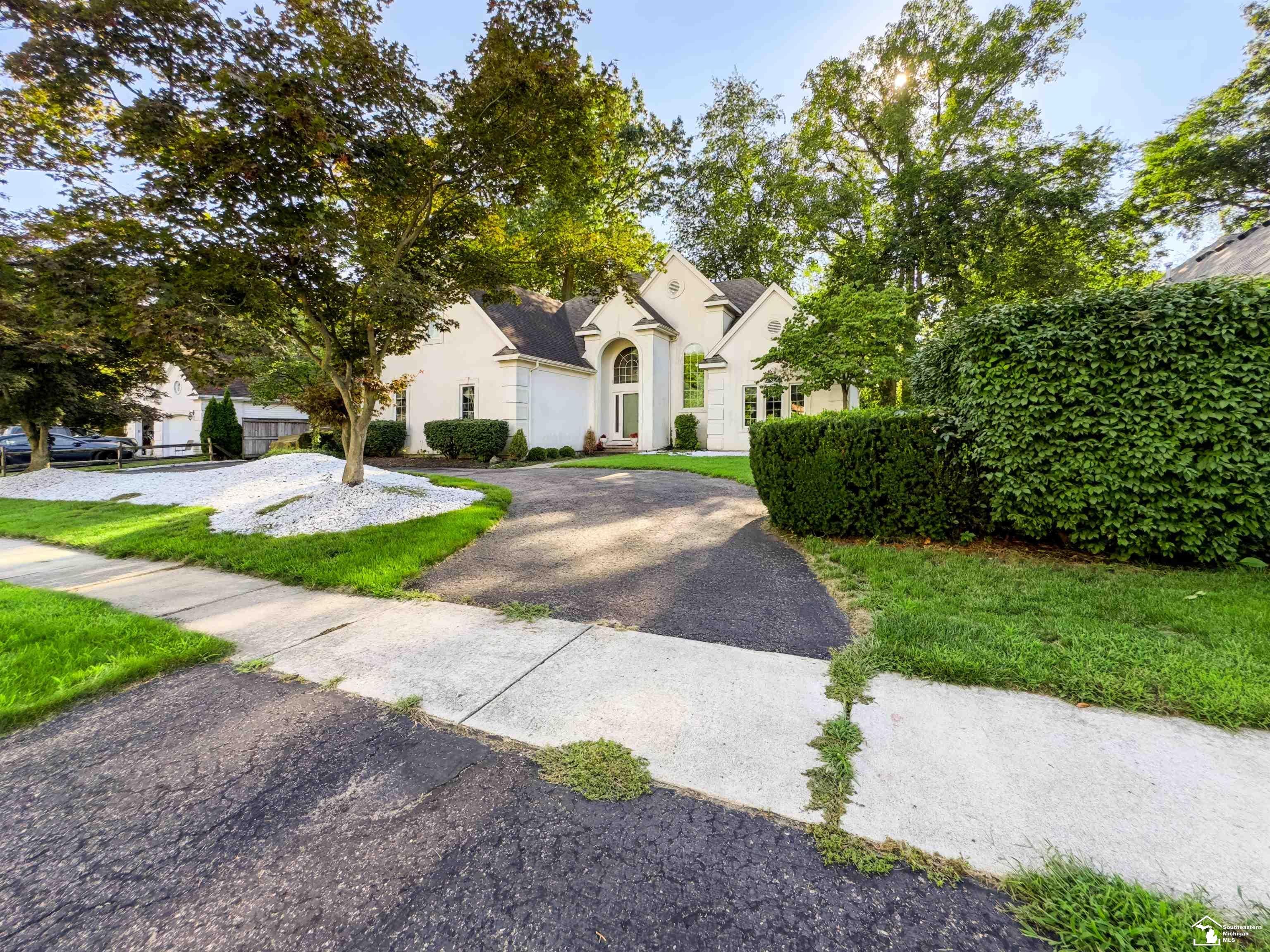 7241 Hidden Valley Drive — photo