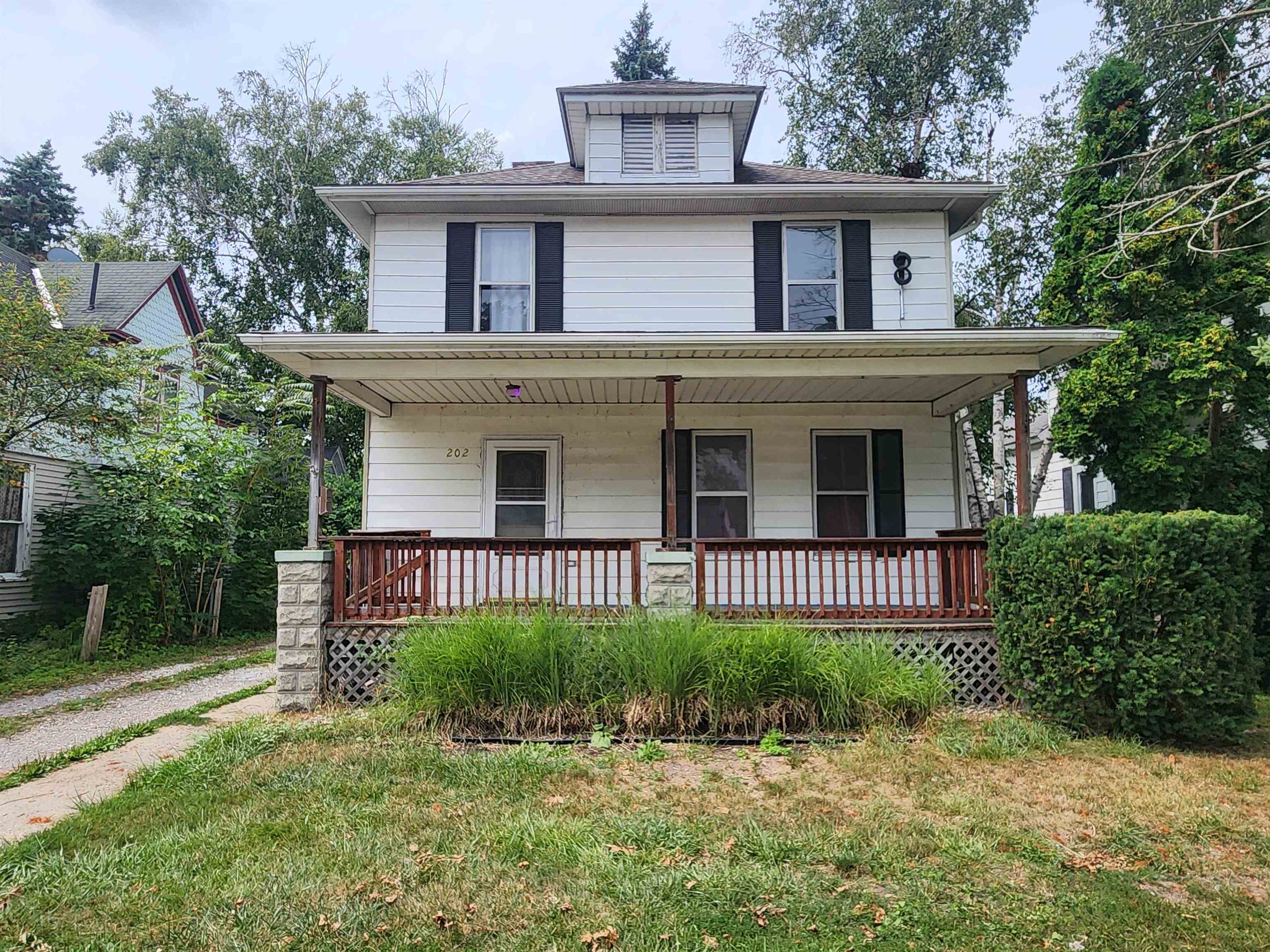 202 S Warner Street — photo