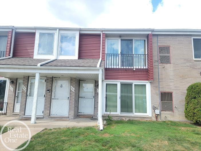 203 Sunset Lane — photo