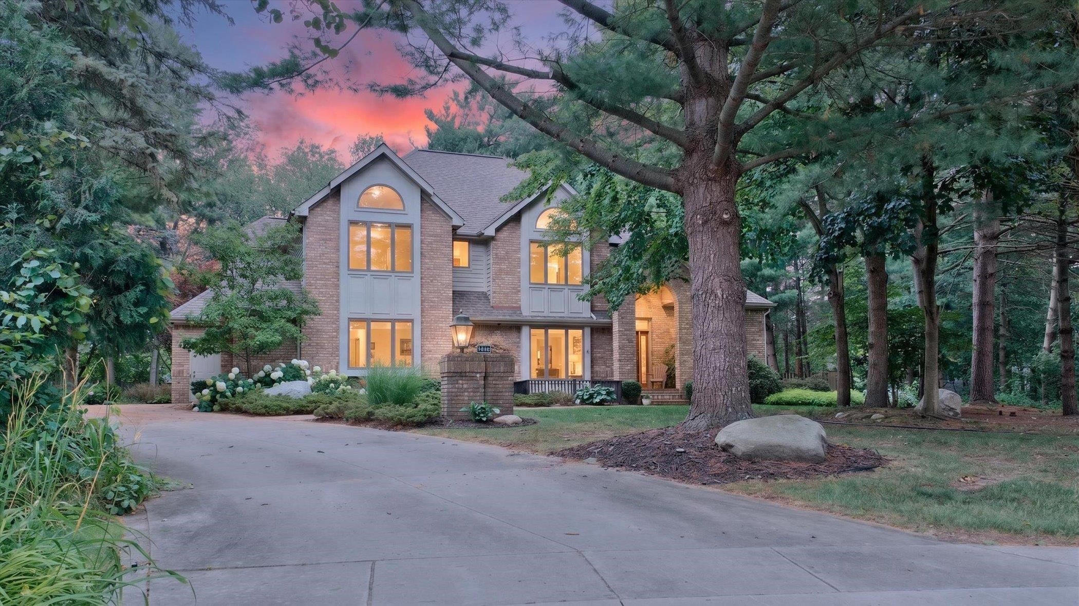 4618 Wild Pine Court — photo