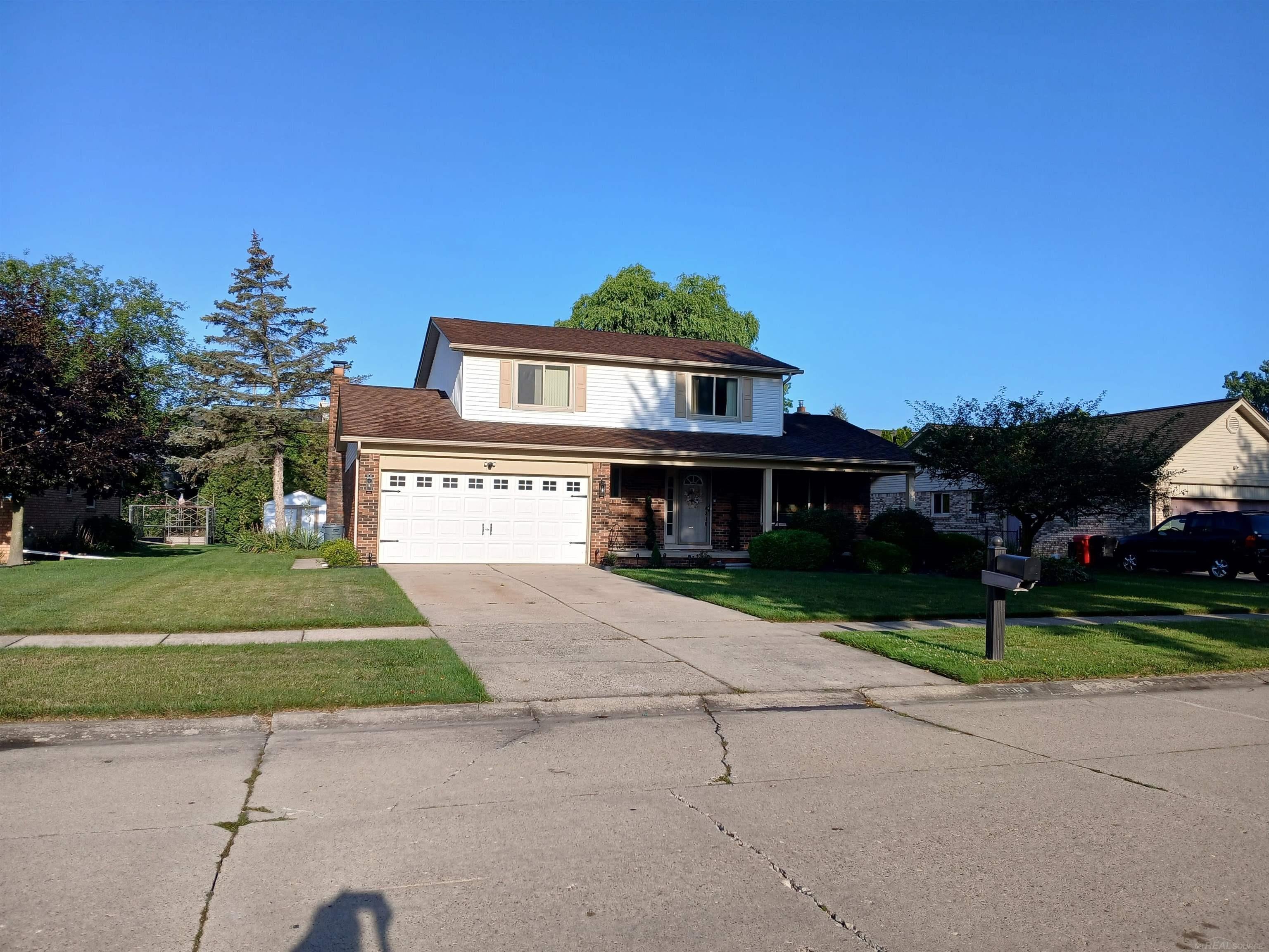 51569 Johns Drive — photo