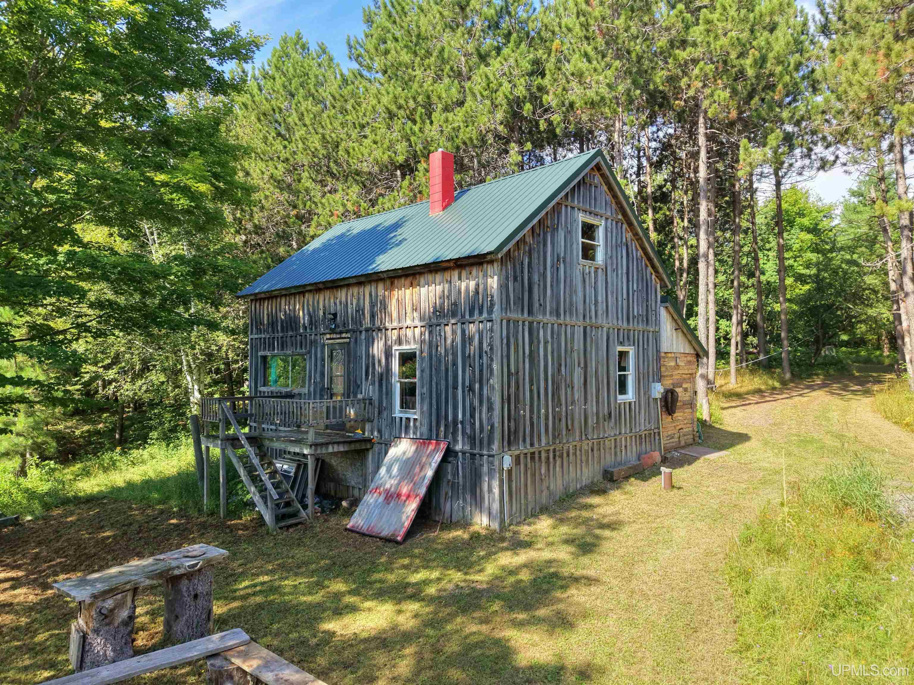 25307 Dover Road — photo