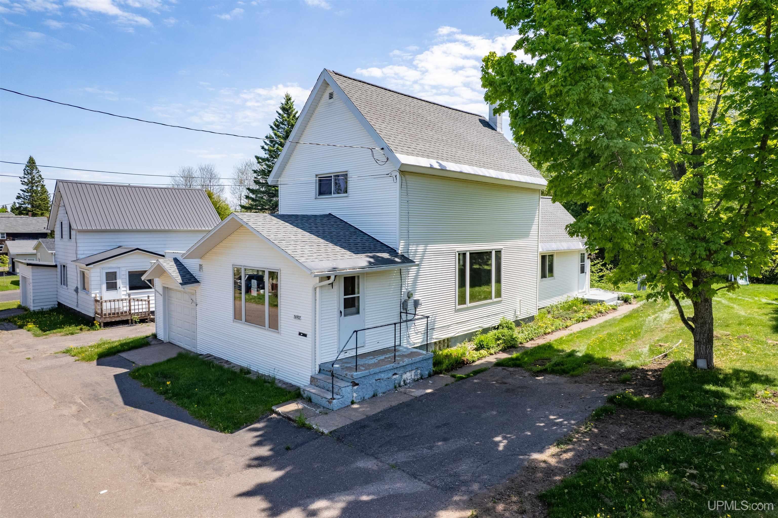 56902 Hecla Street — photo