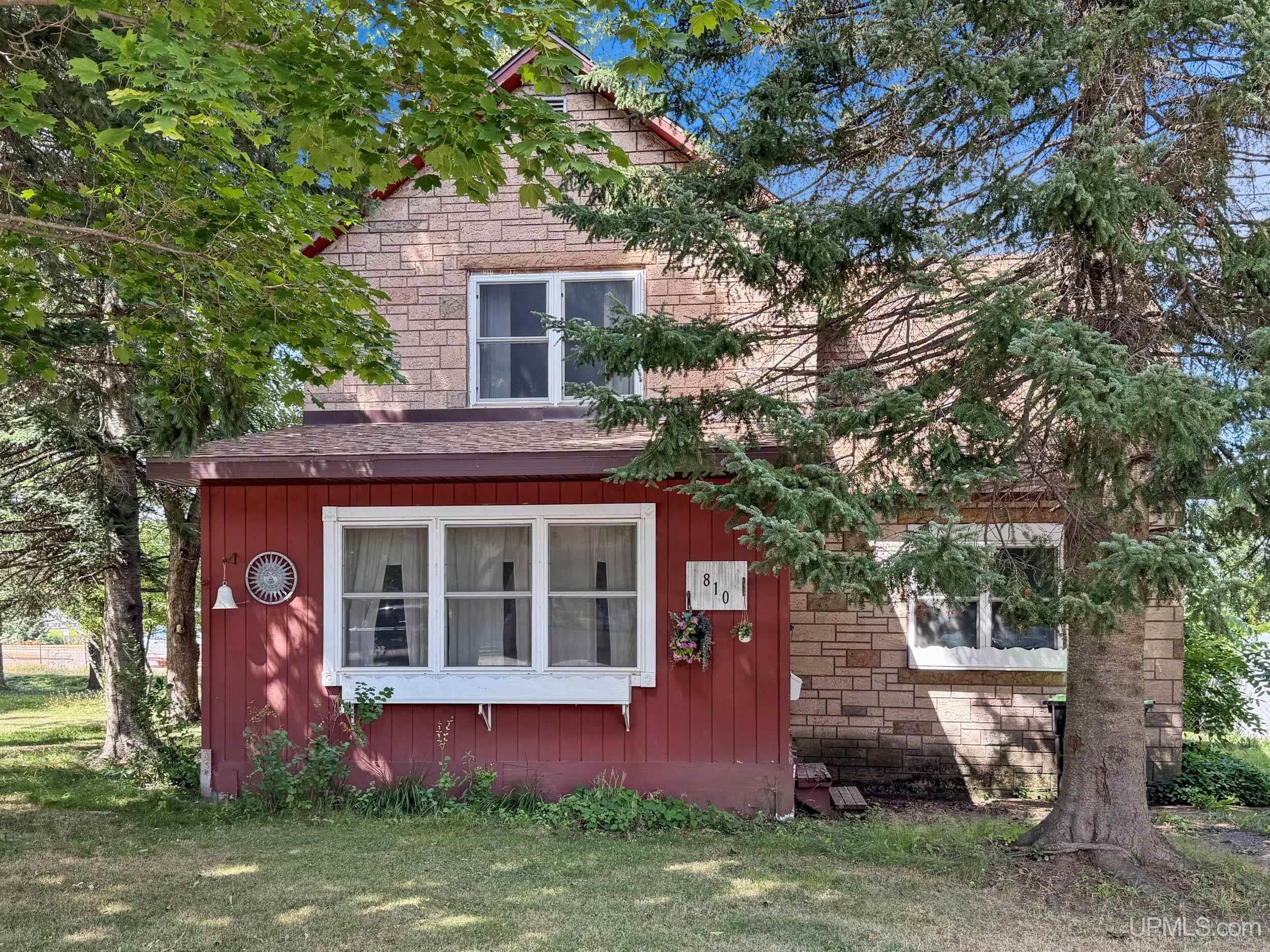 810 W Genesee Street — photo