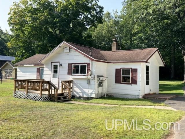 210 Midway Drive — photo