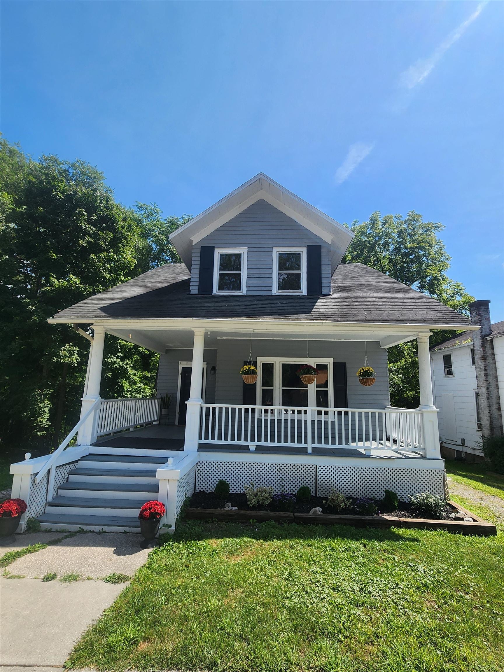 227 S Main Street — photo