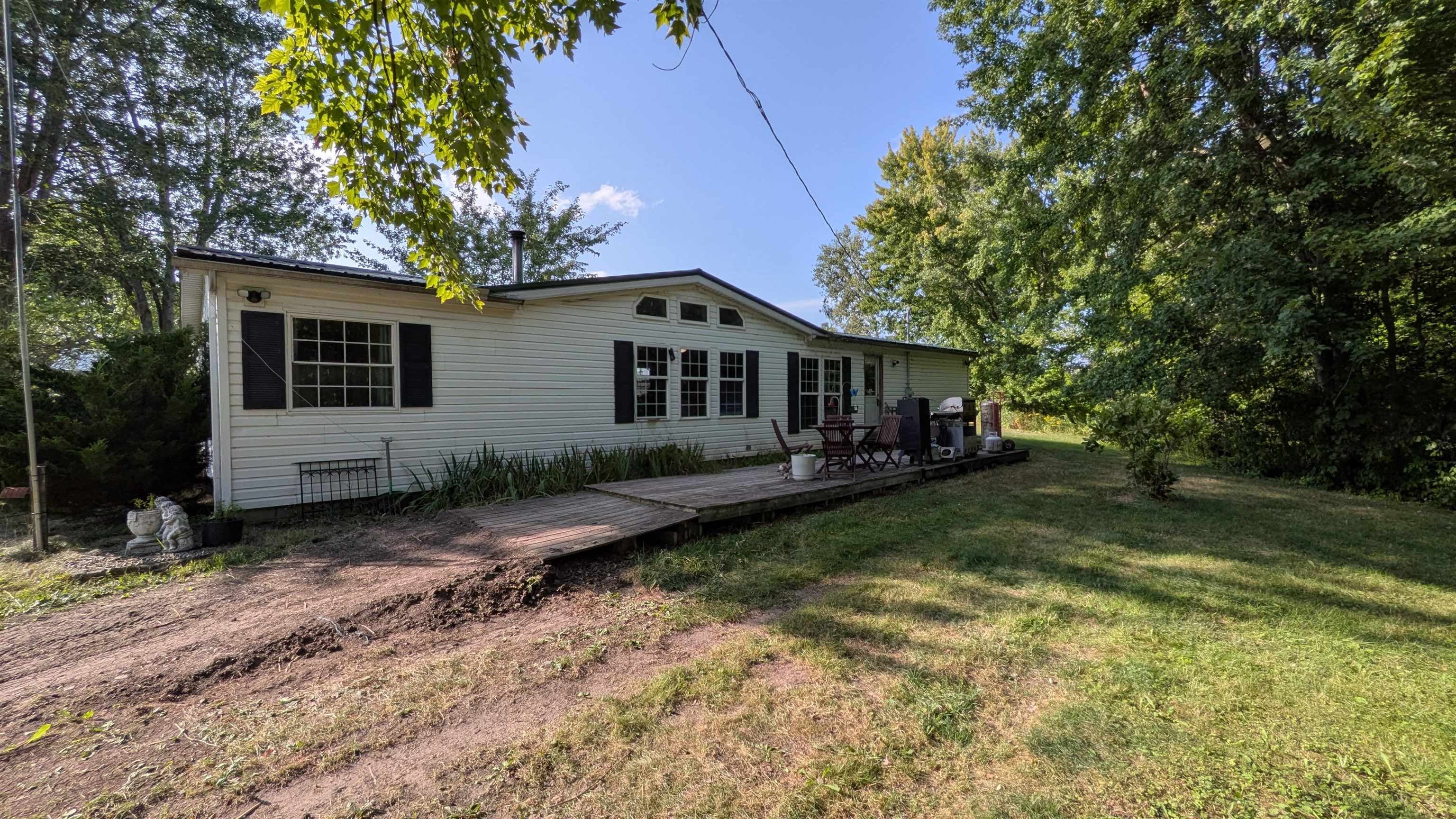 9885 E Pere Marquette Road — photo