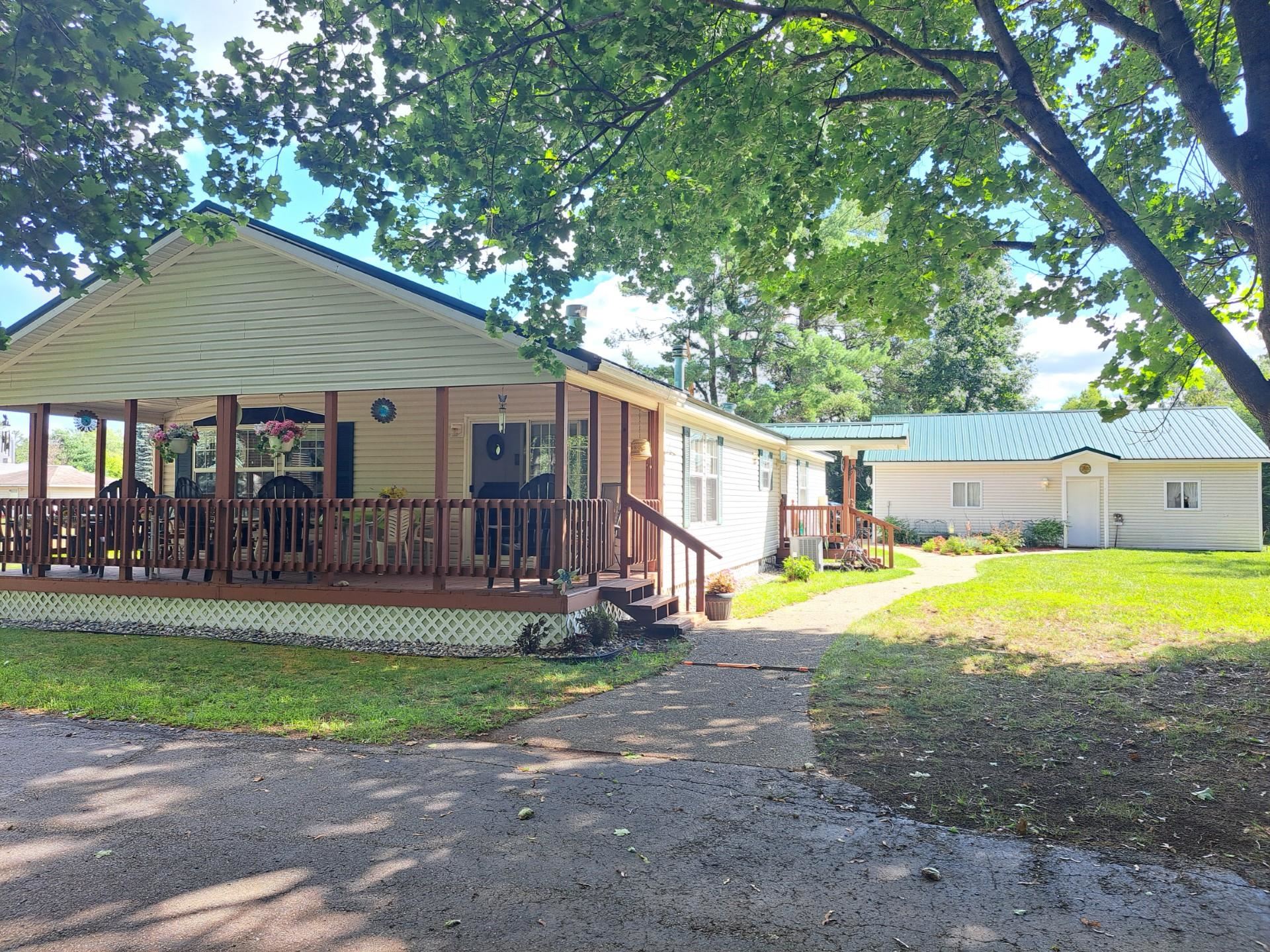 2143 E Ludington Drive — photo